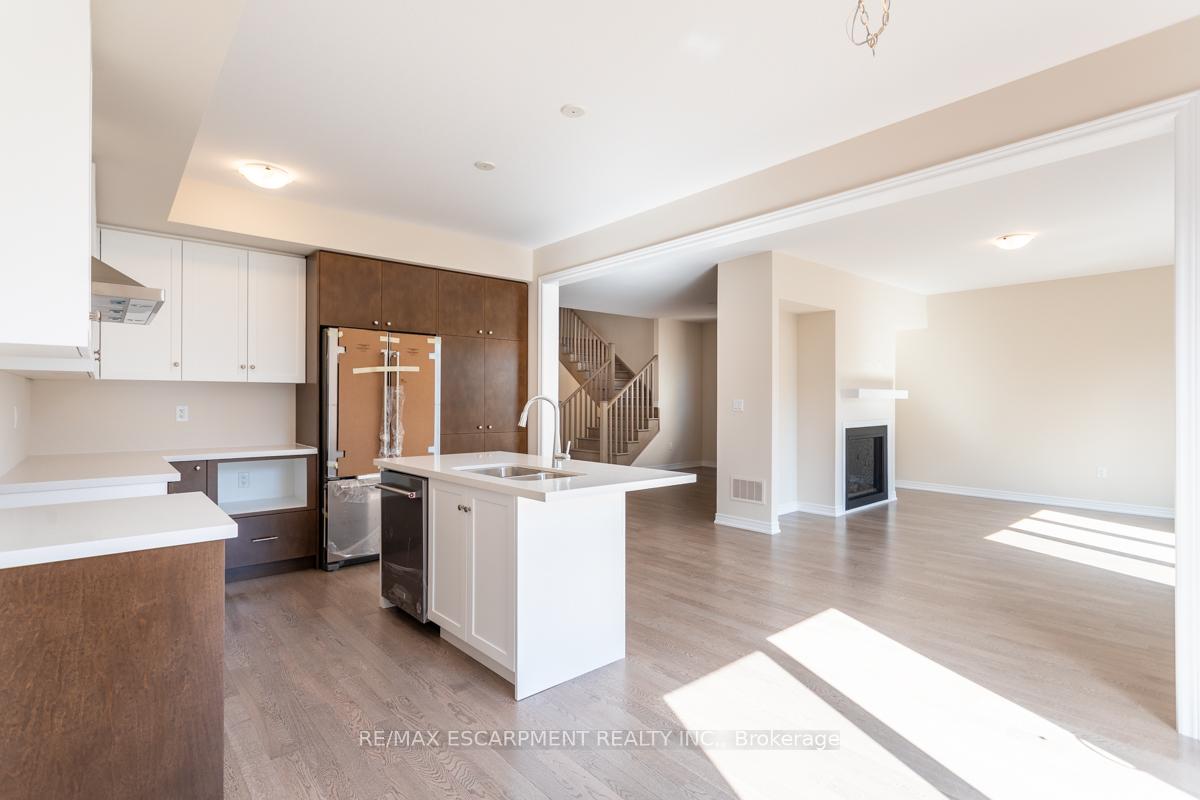 Photo 6 of 59 Starfire Crescent, Hamilton, Winona — HOMEH