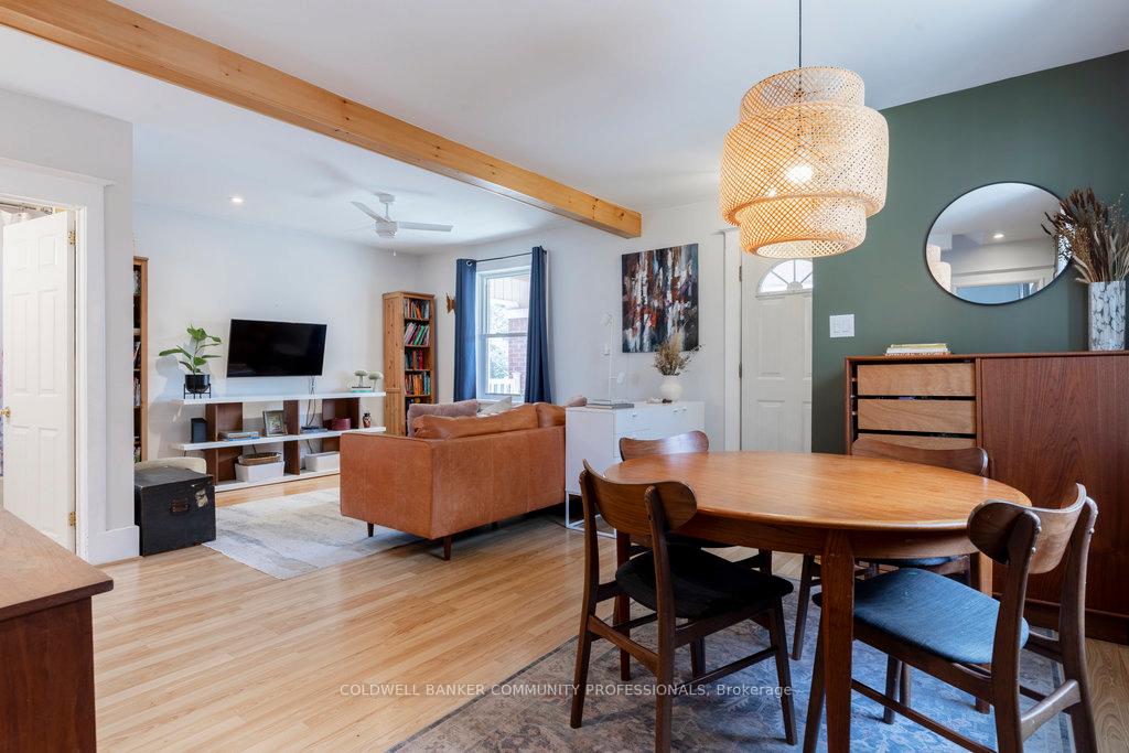 Photo 12 of 132 West Avenue W, Kitchener — HOMEH