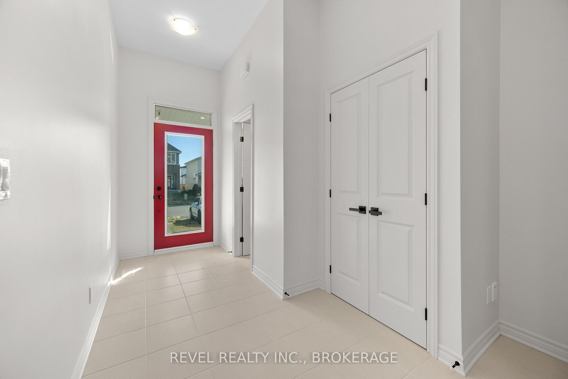 Photo 6 of 1513 Scarlet Street, Kingston, Kingston East (Incl Barret Crt) — HOMEH