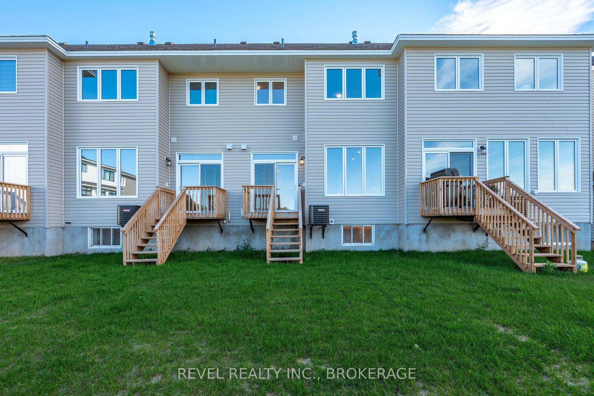 Photo 37 of 1513 Scarlet Street, Kingston, Kingston East (Incl Barret Crt) — HOMEH