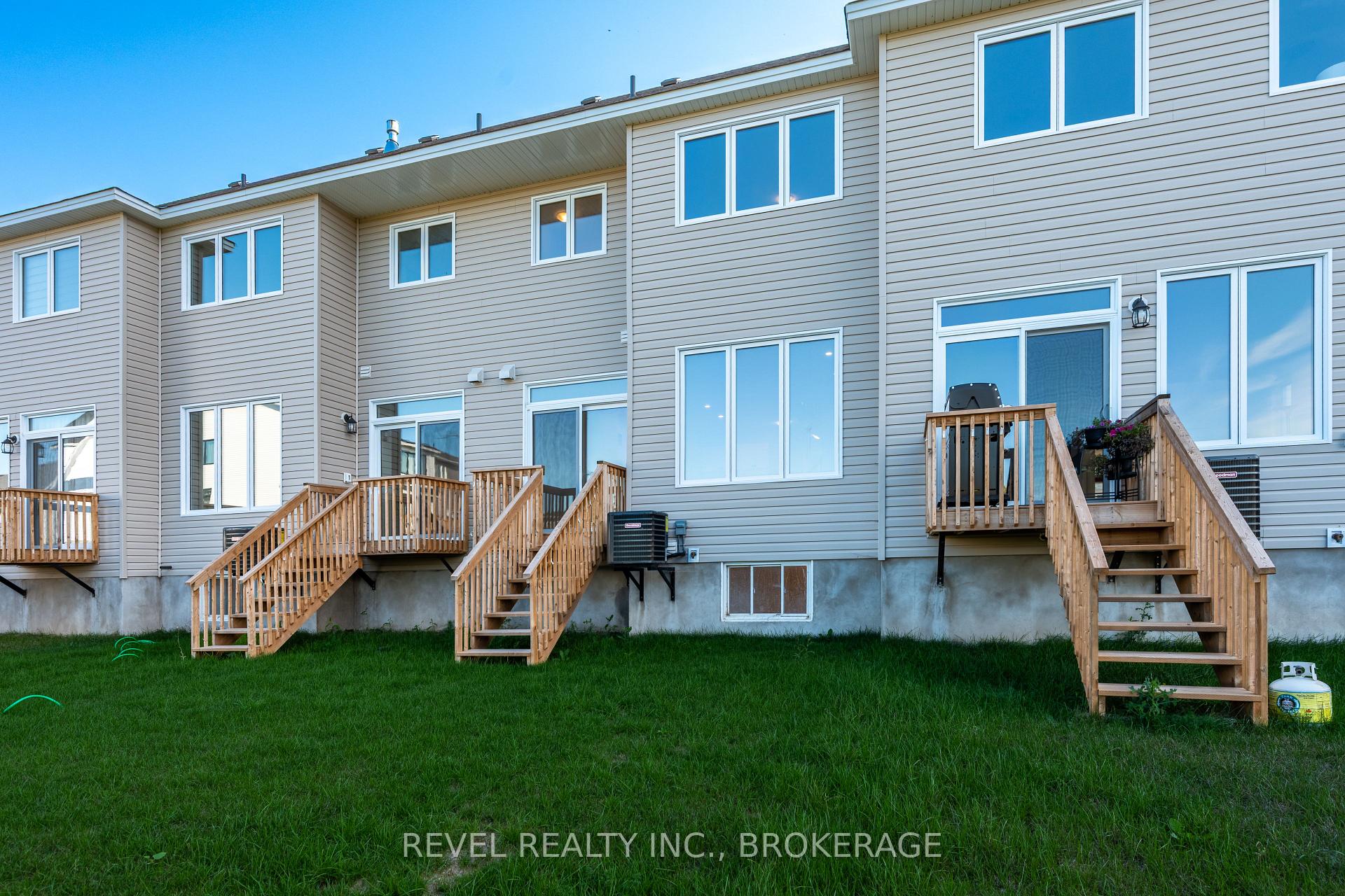Photo 38 of 1513 Scarlet Street, Kingston, Kingston East (Incl Barret Crt) — HOMEH
