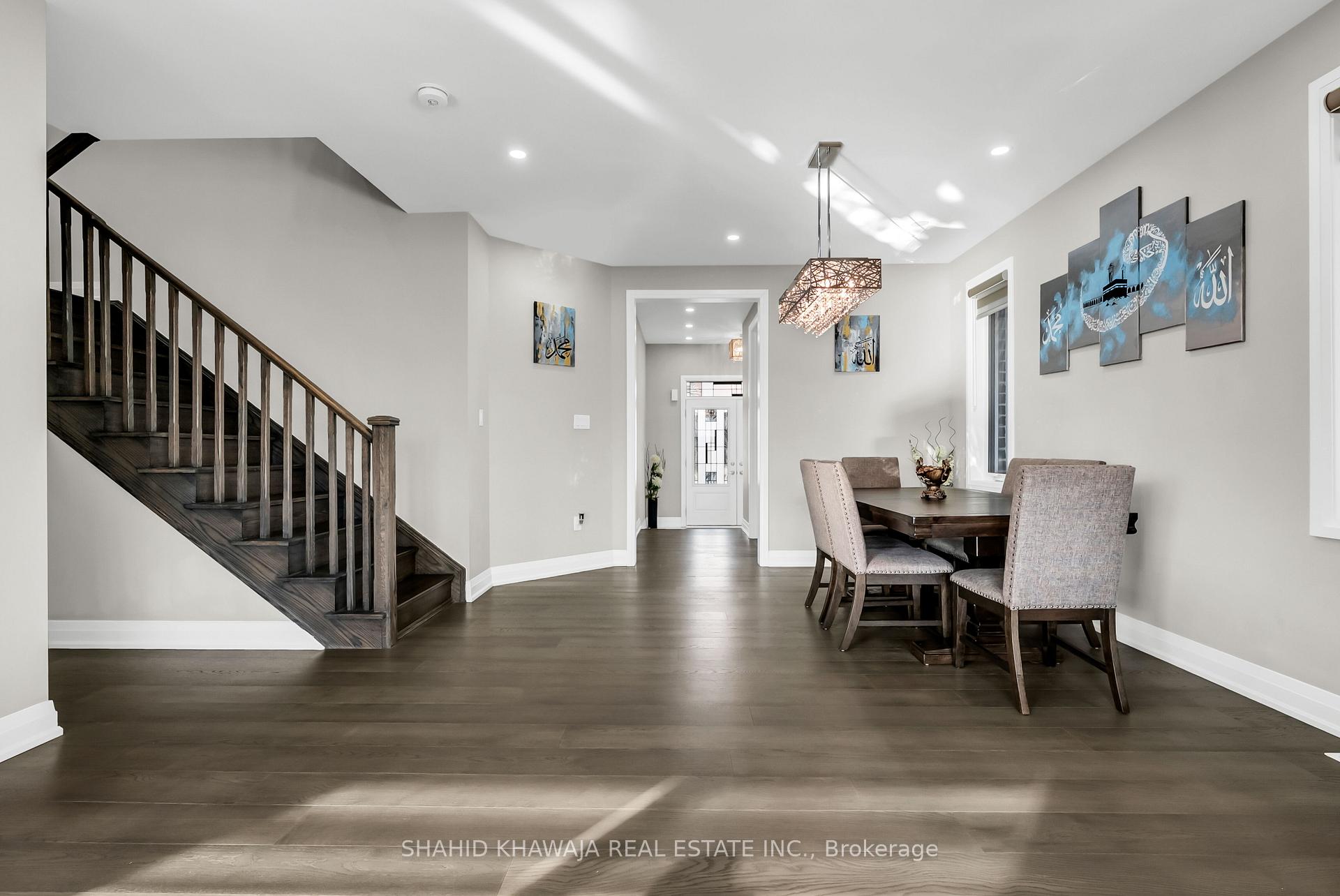 Photo 7 of 115 Yates Drive, Milton, Cobban — HOMEH