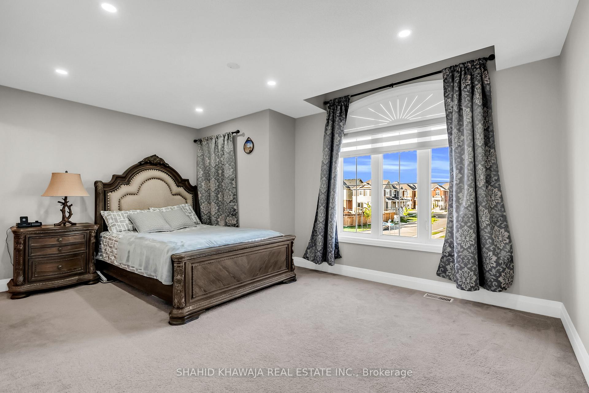 Photo 20 of 115 Yates Drive, Milton, Cobban — HOMEH