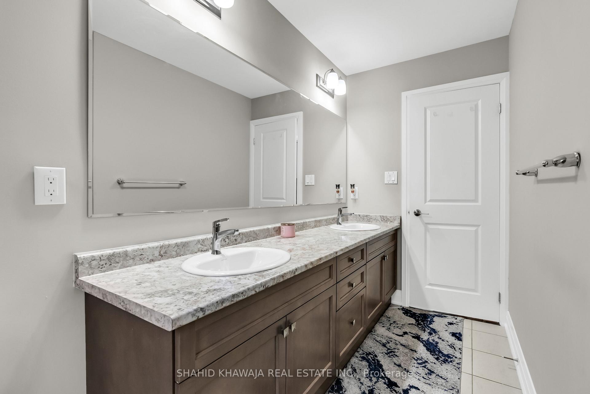 Photo 27 of 115 Yates Drive, Milton, Cobban — HOMEH