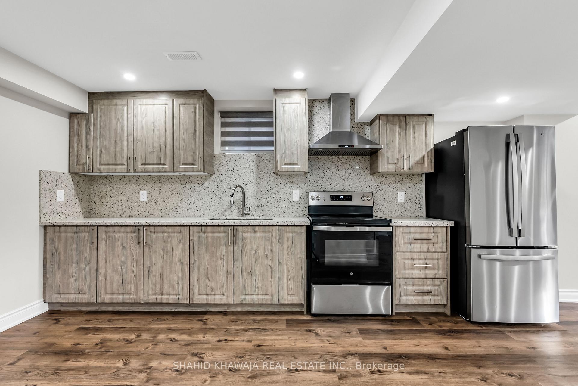 Photo 32 of 115 Yates Drive, Milton, Cobban — HOMEH