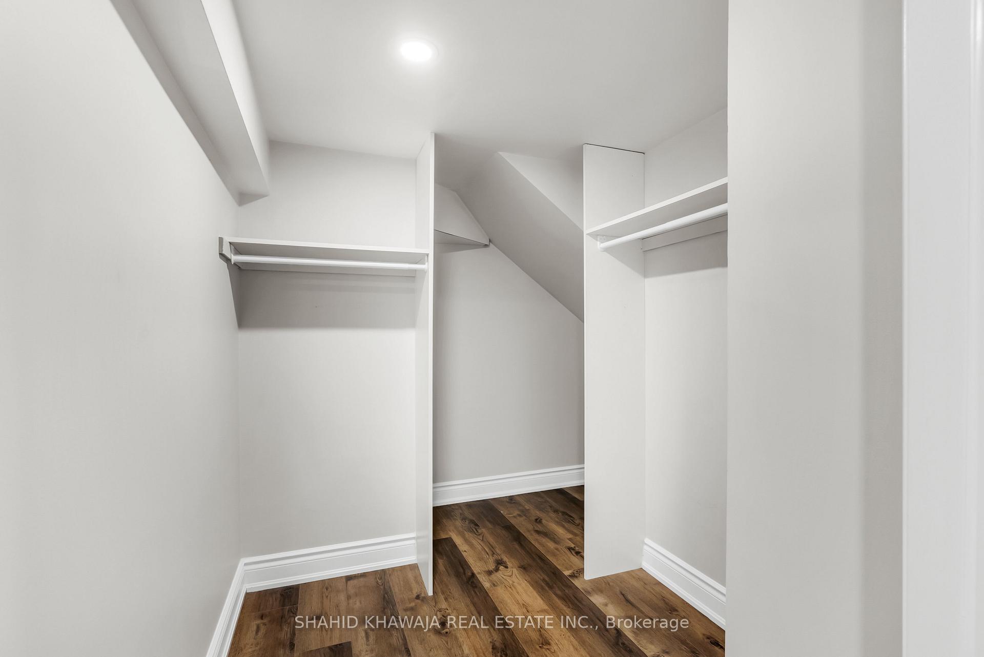 Photo 37 of 115 Yates Drive, Milton, Cobban — HOMEH