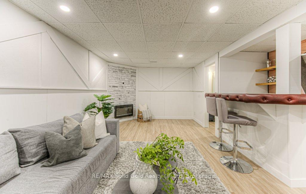 Photo 18 of 92 Timberlane Crescent, Kitchener — HOMEH