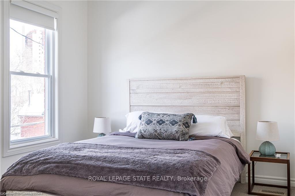 Photo 21 of 119 Ray Street S, Hamilton, Kirkendall — HOMEH