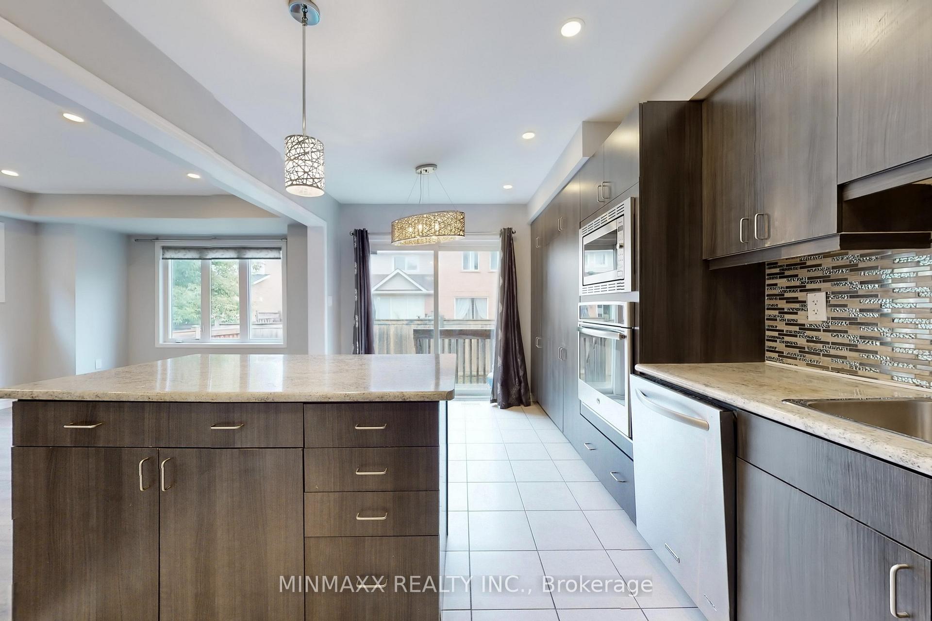 Photo 15 of 1620 Gainer Crescent, Milton, Clarke — HOMEH