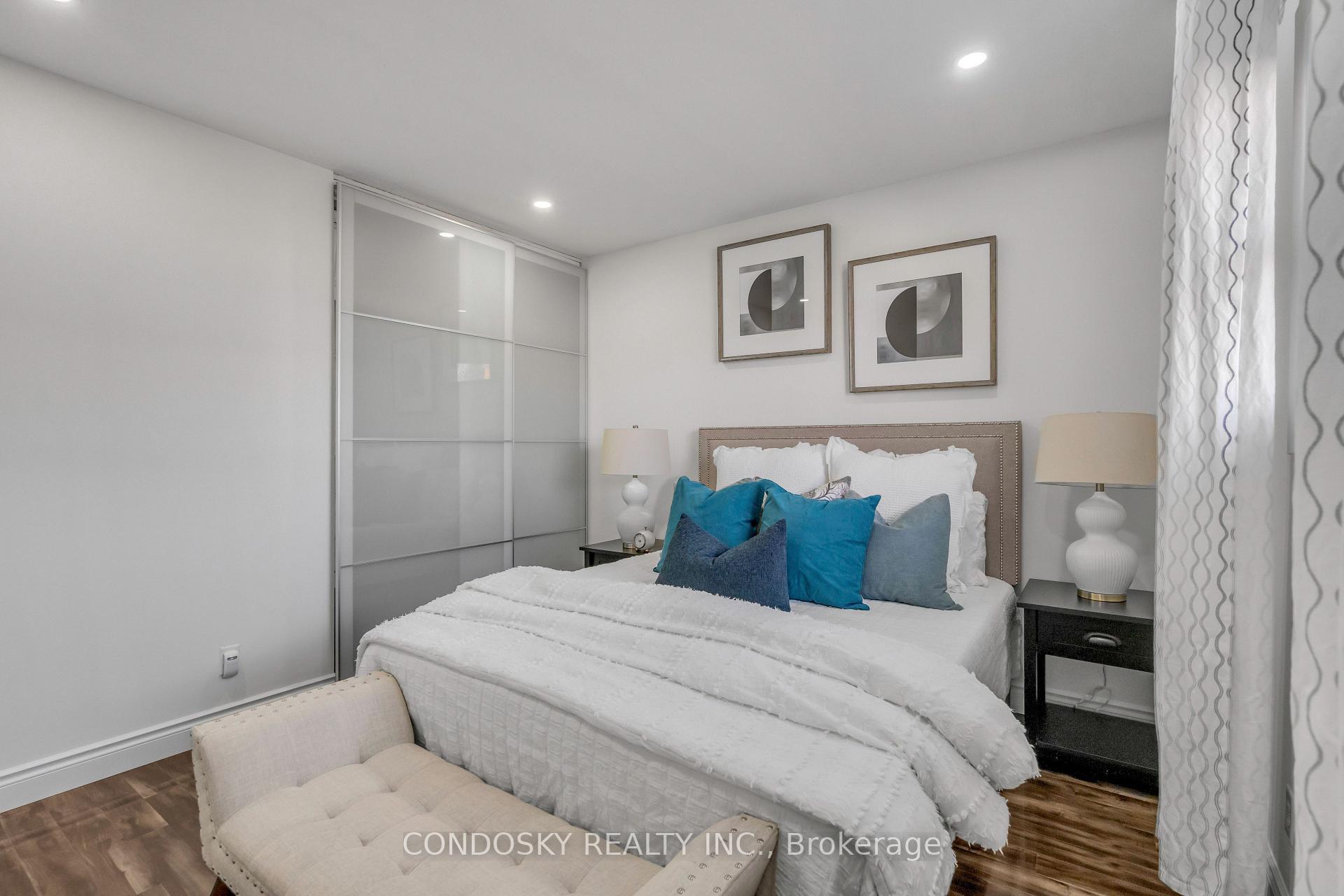Photo 18 of 182 Roberts Crescent, Kitchener — HOMEH