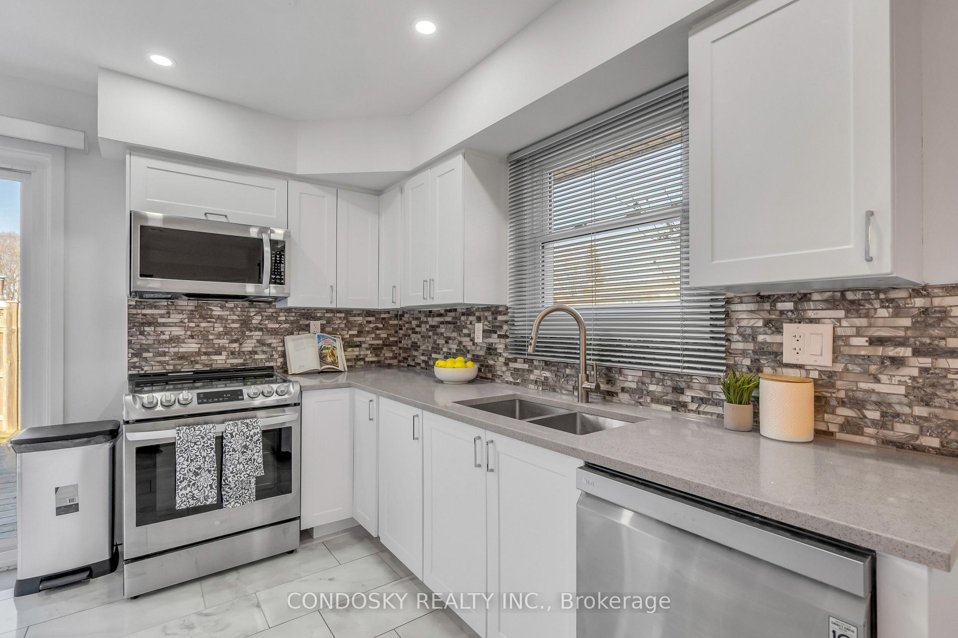 Photo 22 of 182 Roberts Crescent, Kitchener — HOMEH