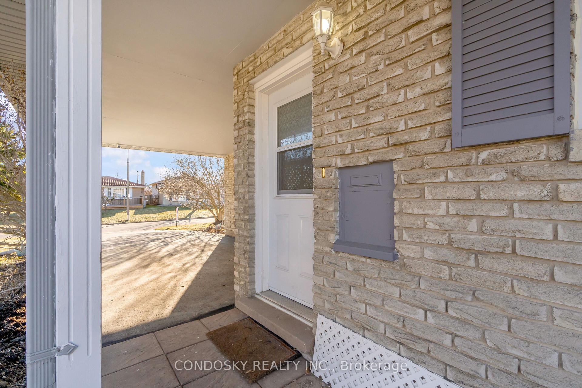 Photo 28 of 182 Roberts Crescent, Kitchener — HOMEH