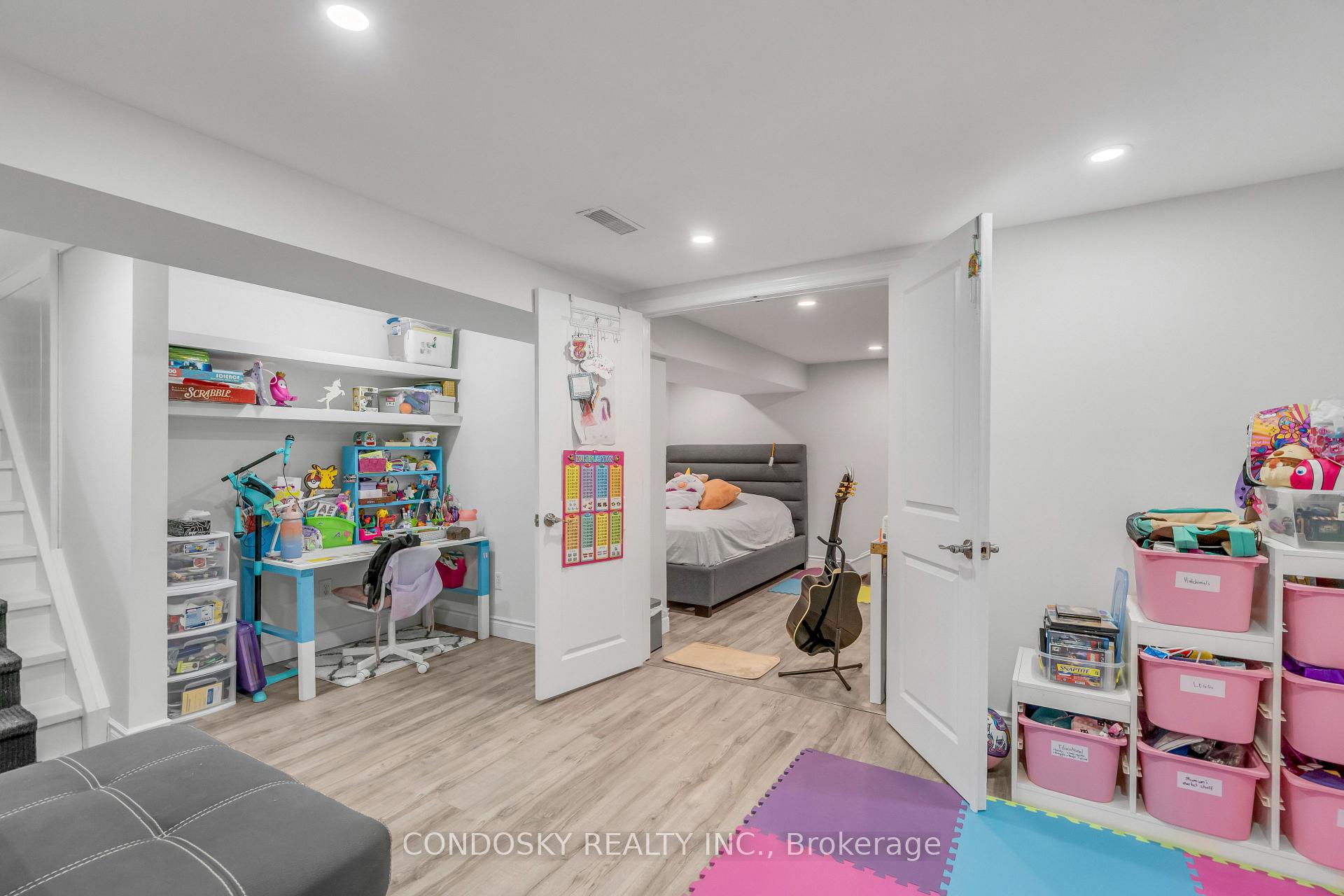 Photo 36 of 182 Roberts Crescent, Kitchener — HOMEH