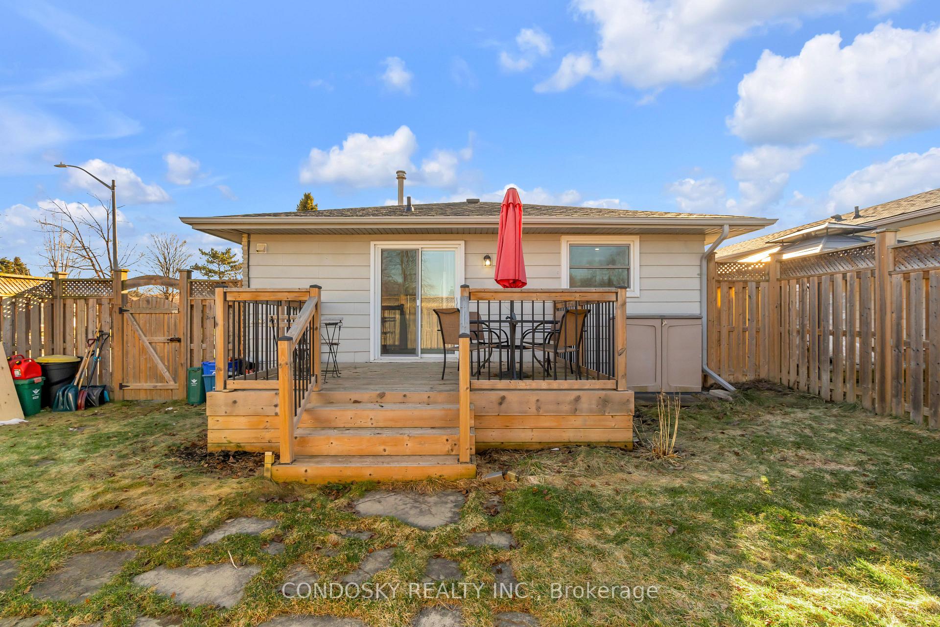 Photo 44 of 182 Roberts Crescent, Kitchener — HOMEH