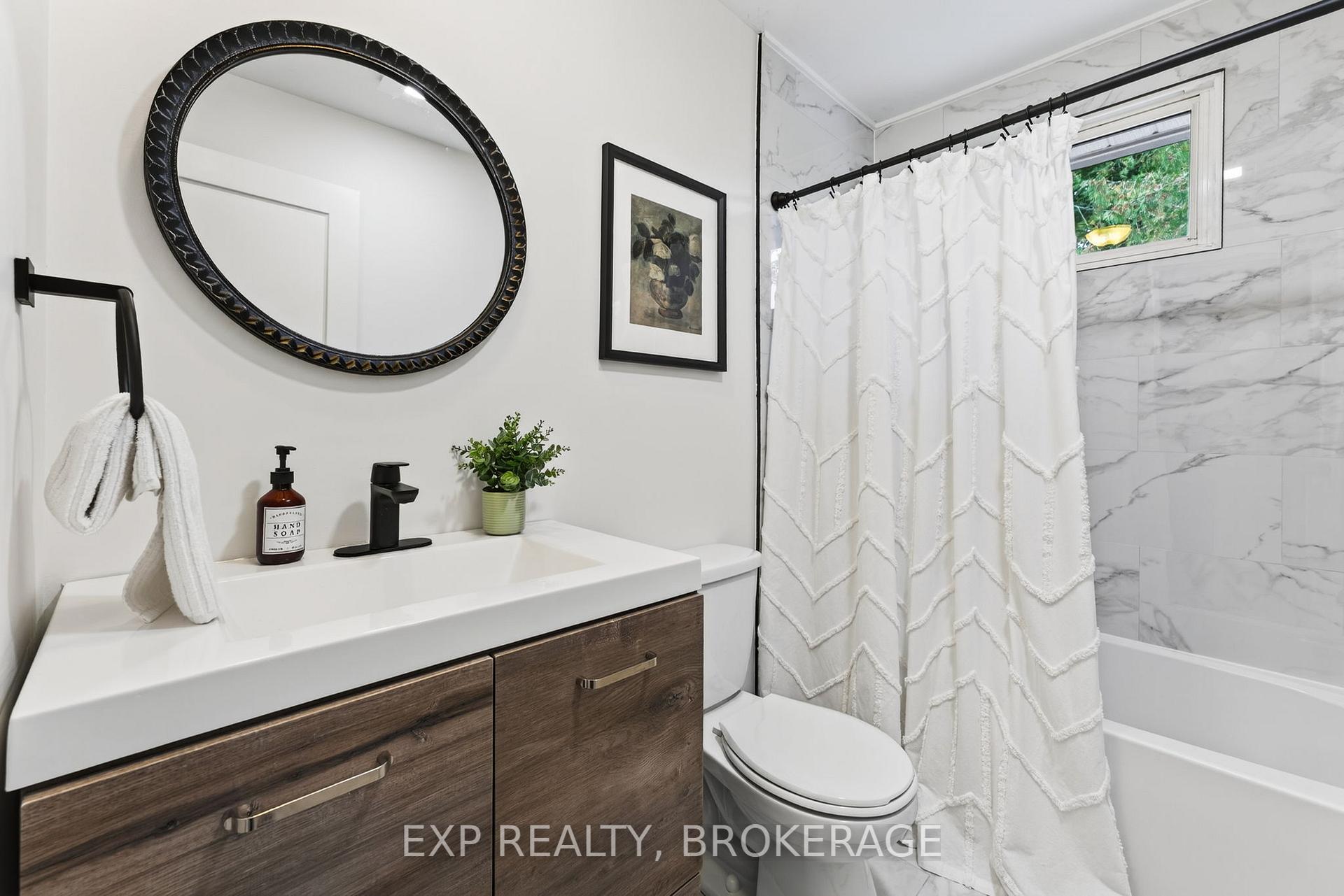 Photo 6 of 834 Cedarwood Drive, Kingston, City Northwest — HOMEH