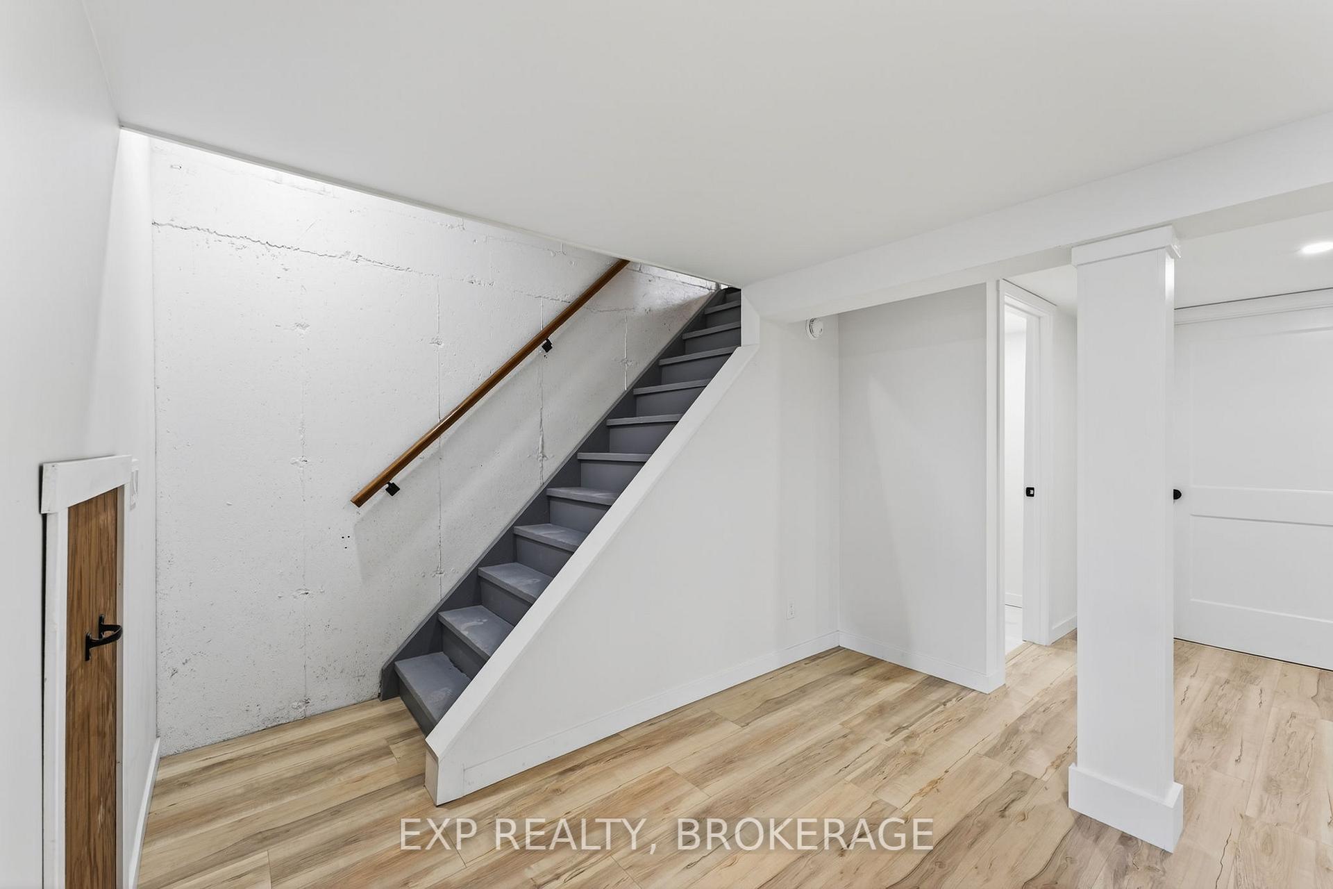 Photo 15 of 834 Cedarwood Drive, Kingston, City Northwest — HOMEH