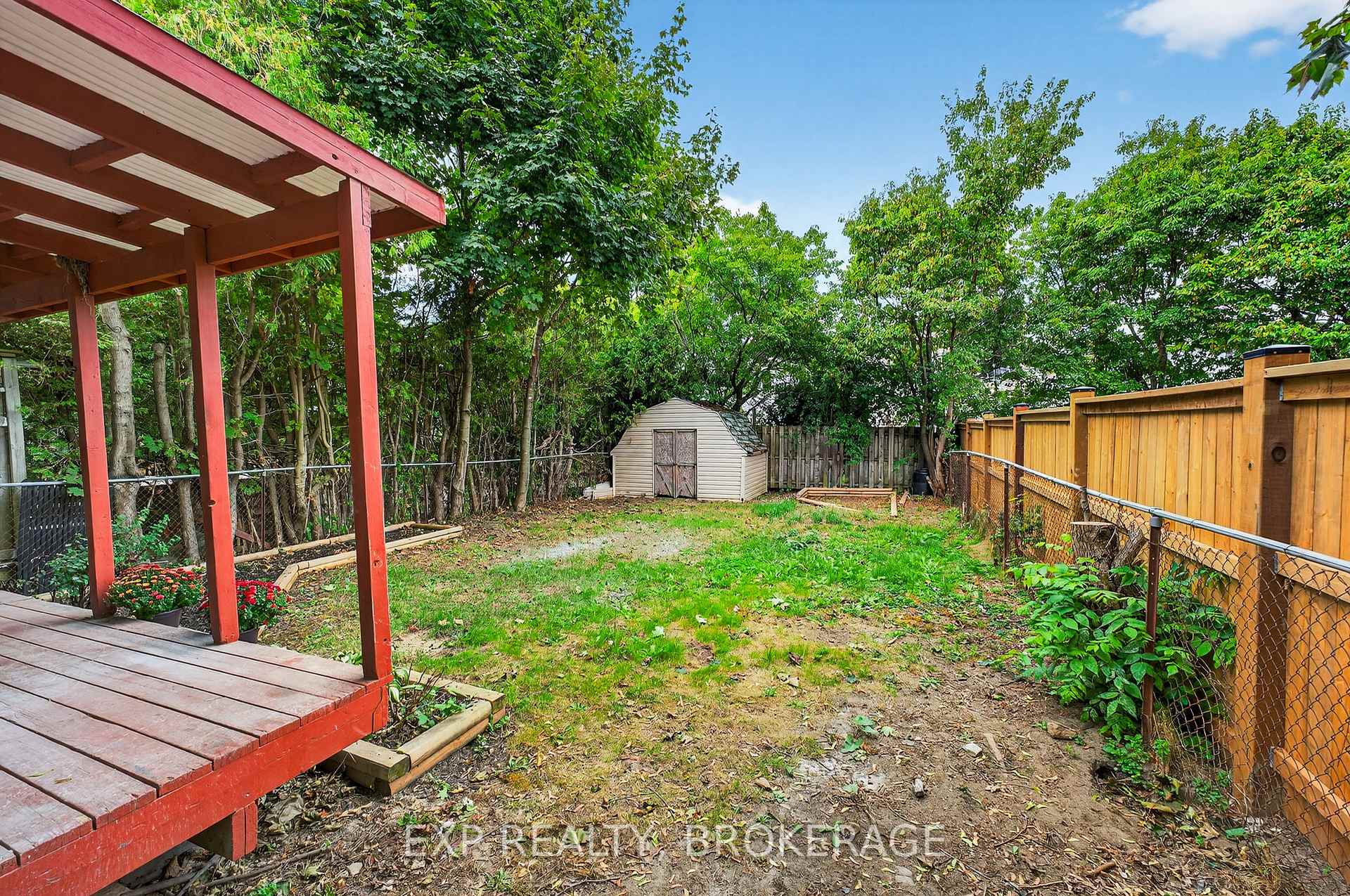 Photo 21 of 834 Cedarwood Drive, Kingston, City Northwest — HOMEH