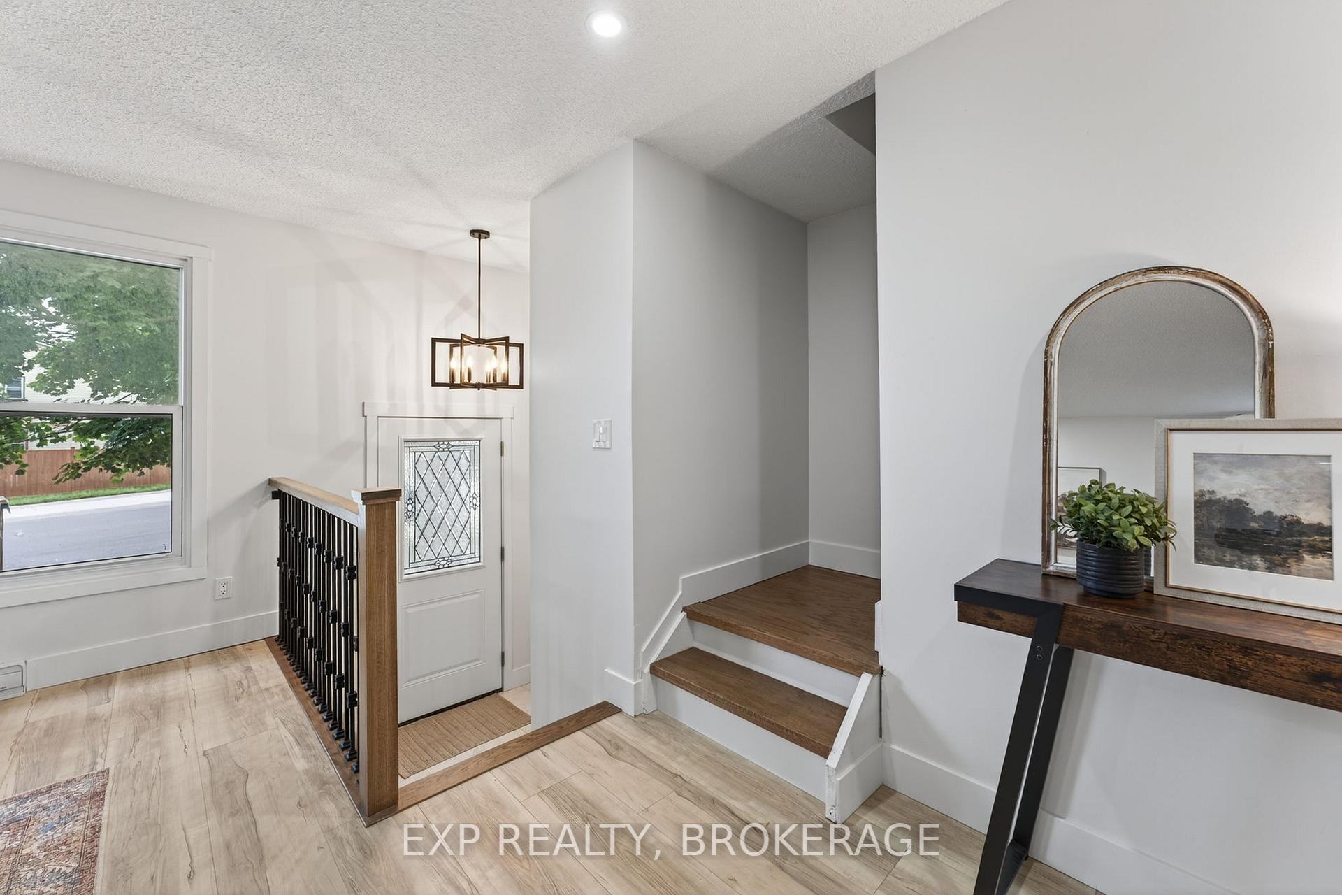 Photo 23 of 834 Cedarwood Drive, Kingston, City Northwest — HOMEH