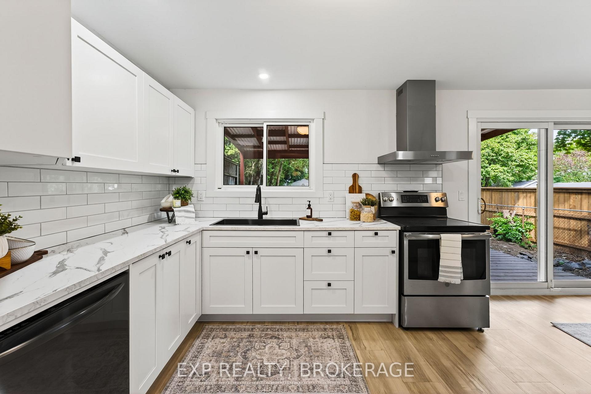 Photo 32 of 834 Cedarwood Drive, Kingston, City Northwest — HOMEH