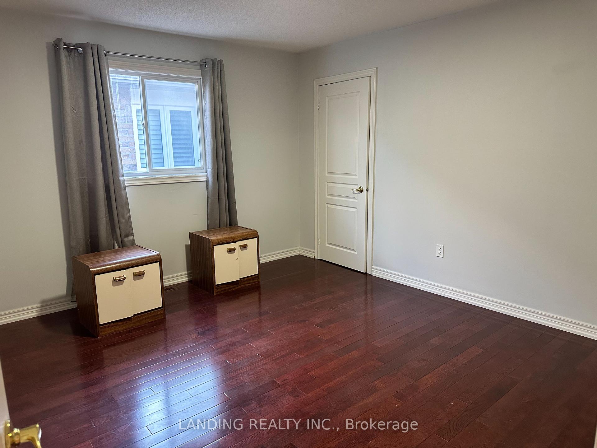 Photo 14 of 68 Hillwood Street, Markham, Berczy — HOMEH