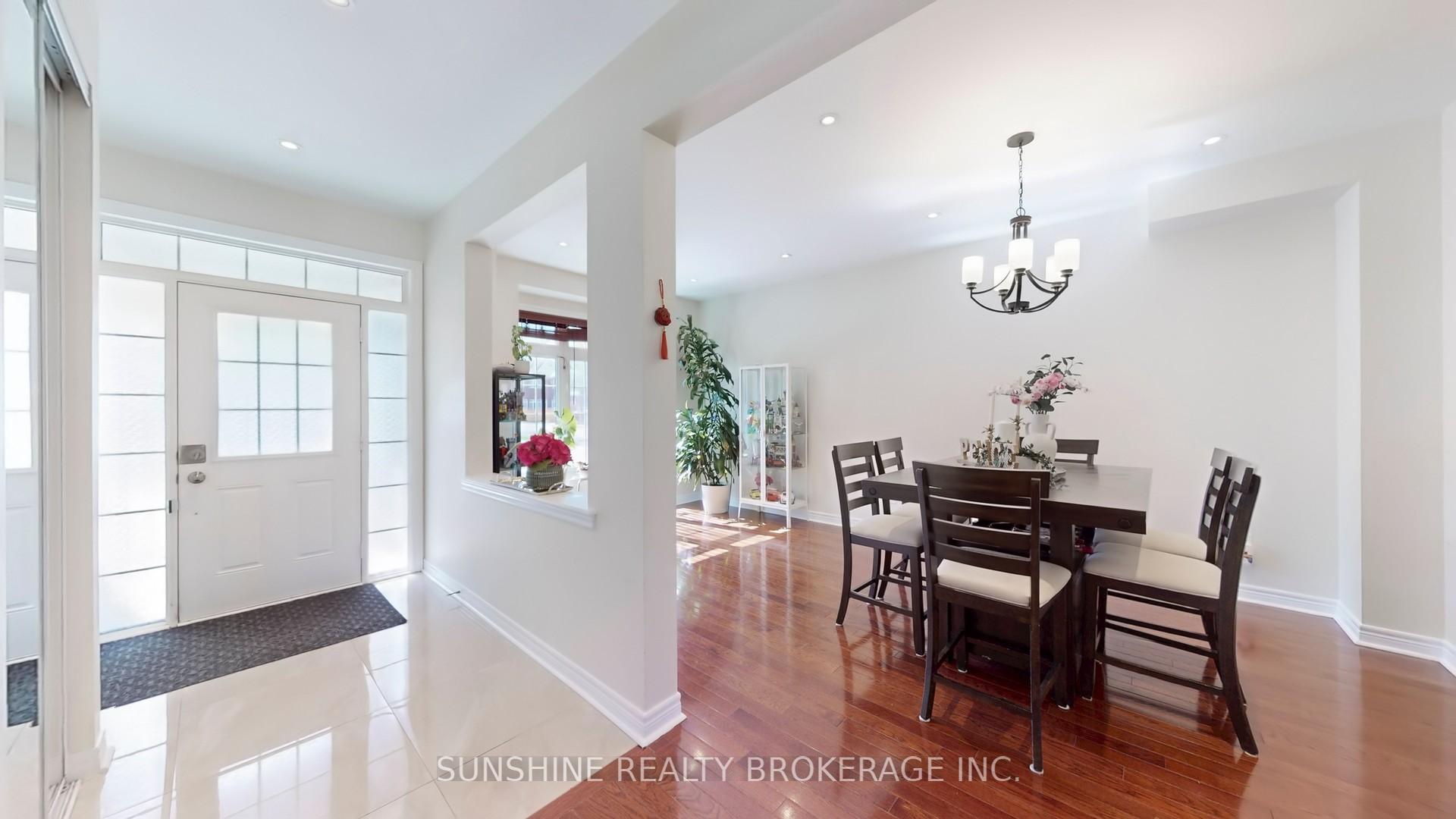 Photo 3 of 29 Pyneside Street, Markham, Cornell — HOMEH