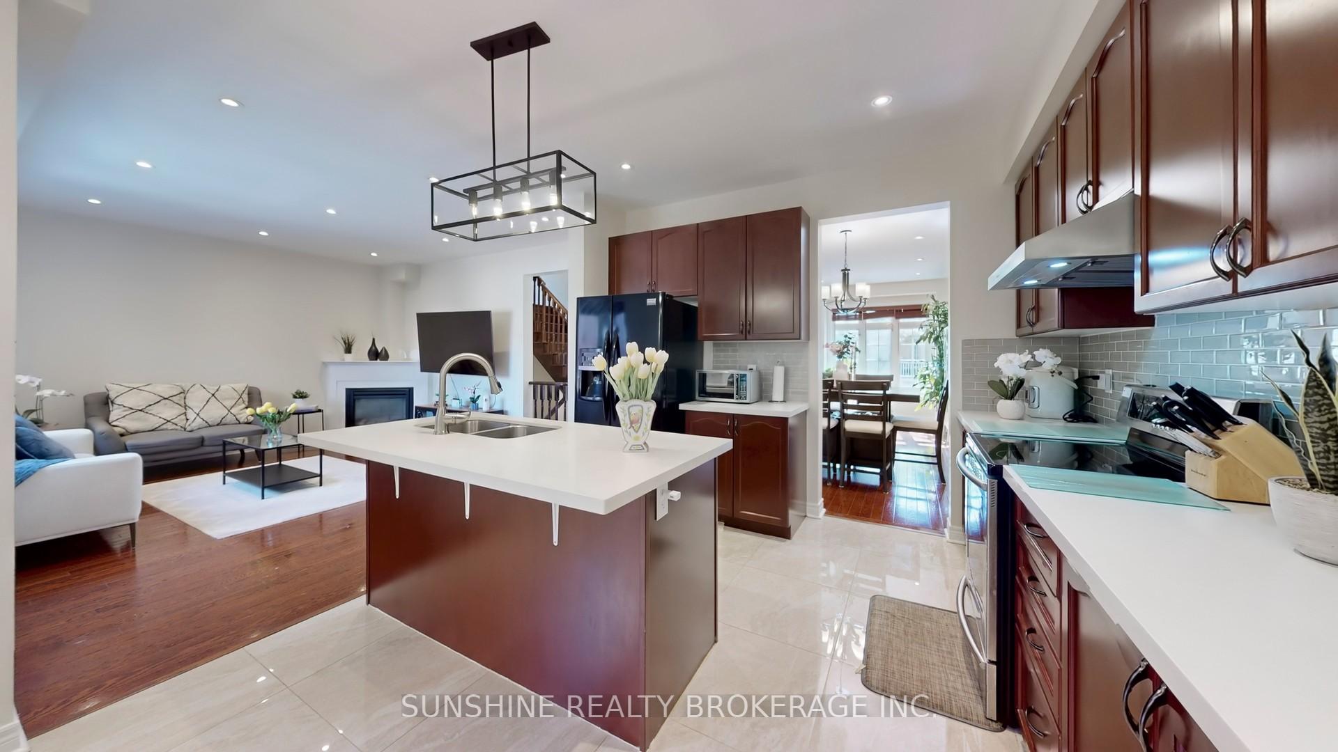 Photo 17 of 29 Pyneside Street, Markham, Cornell — HOMEH