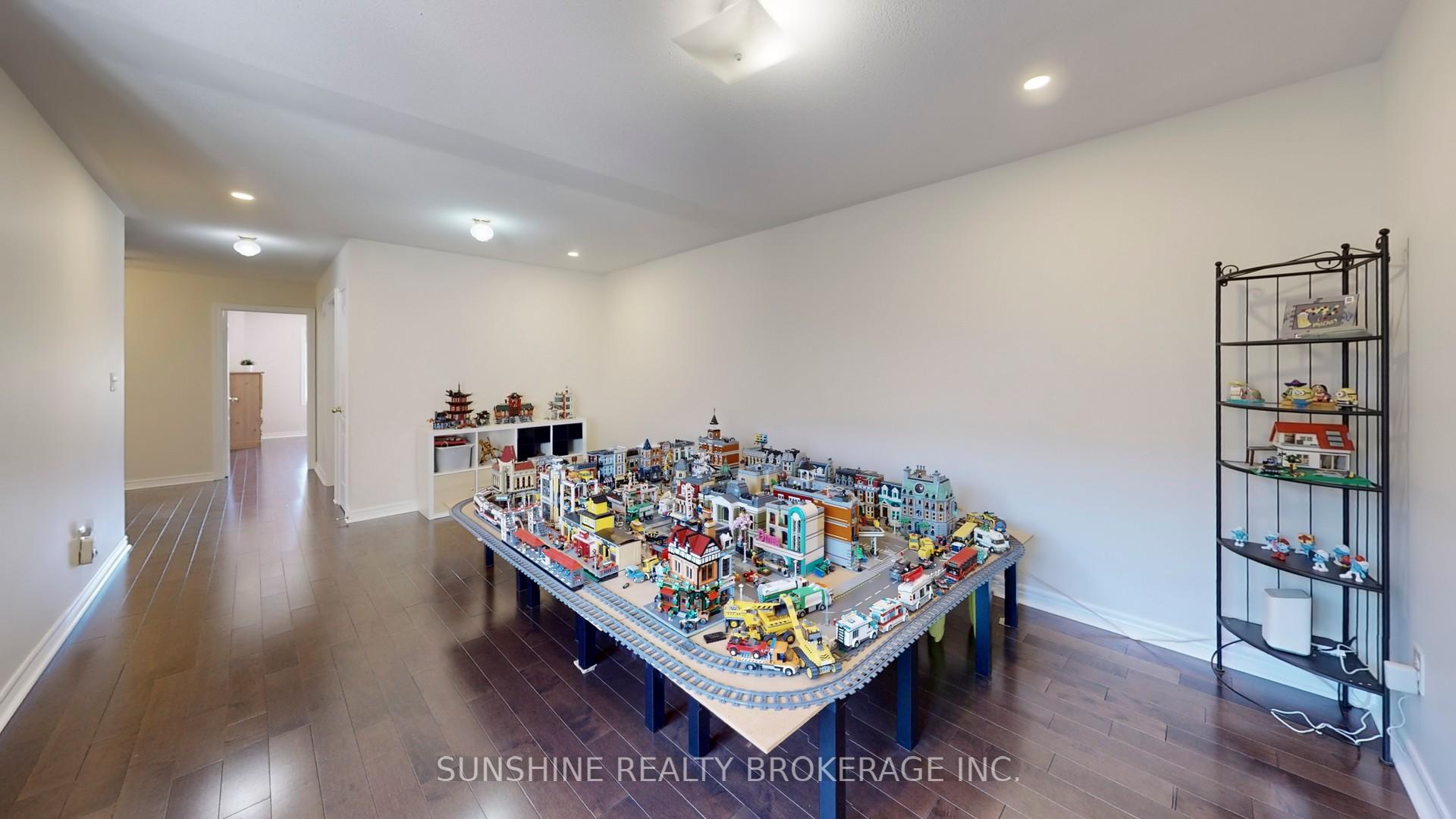 Photo 33 of 29 Pyneside Street, Markham, Cornell — HOMEH