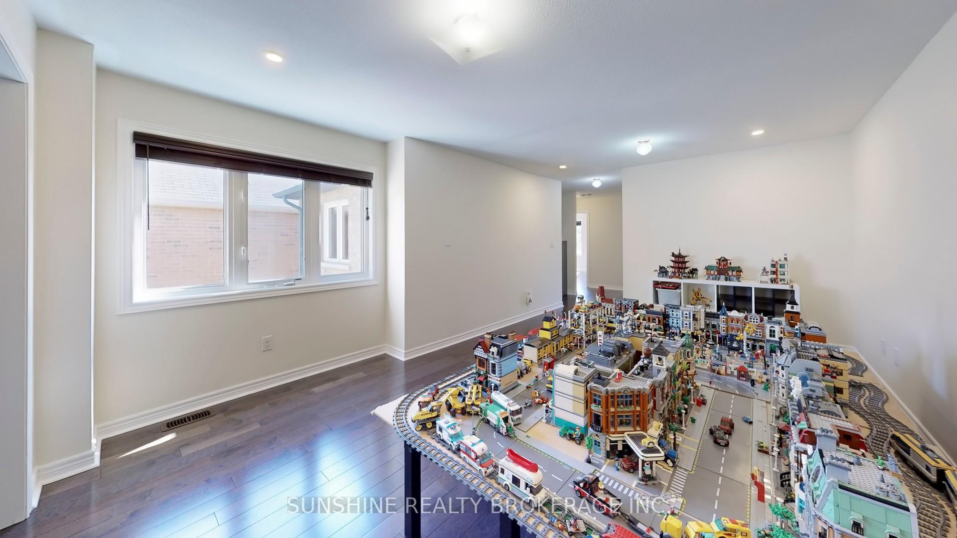 Photo 34 of 29 Pyneside Street, Markham, Cornell — HOMEH