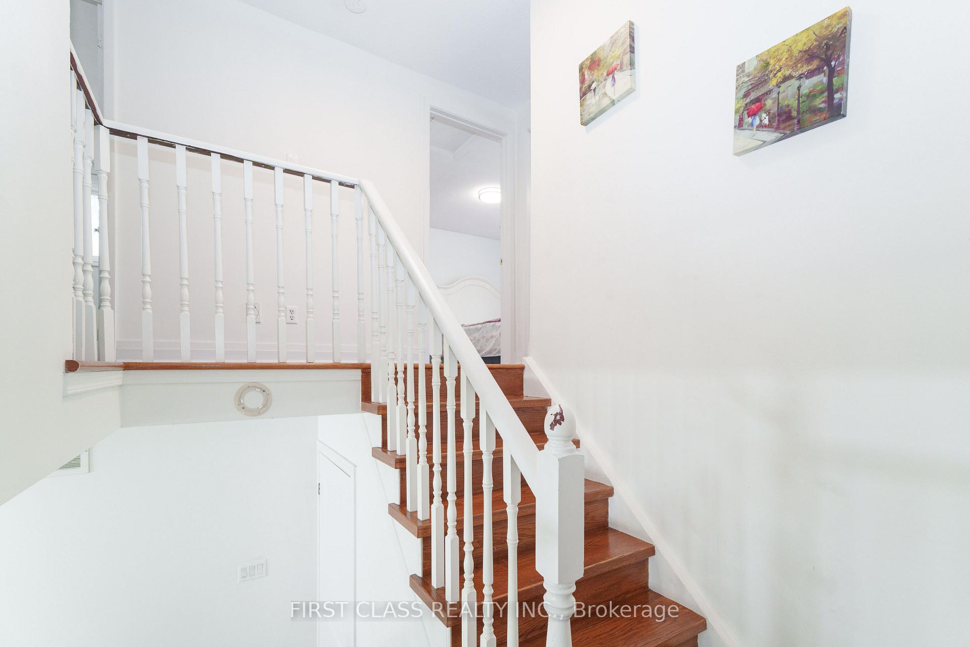 Photo 11 of 23 Cheeseman Drive, Markham, Milliken Mills West — HOMEH