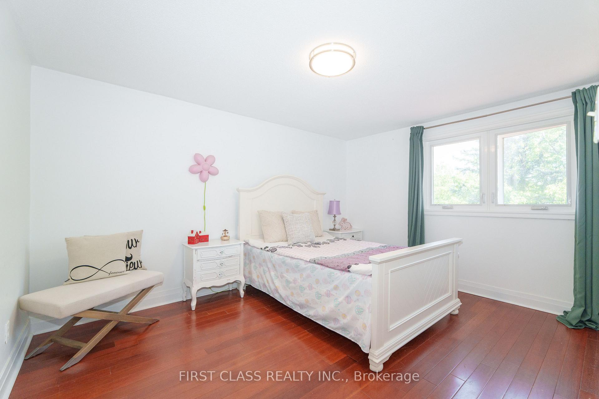 Photo 17 of 23 Cheeseman Drive, Markham, Milliken Mills West — HOMEH