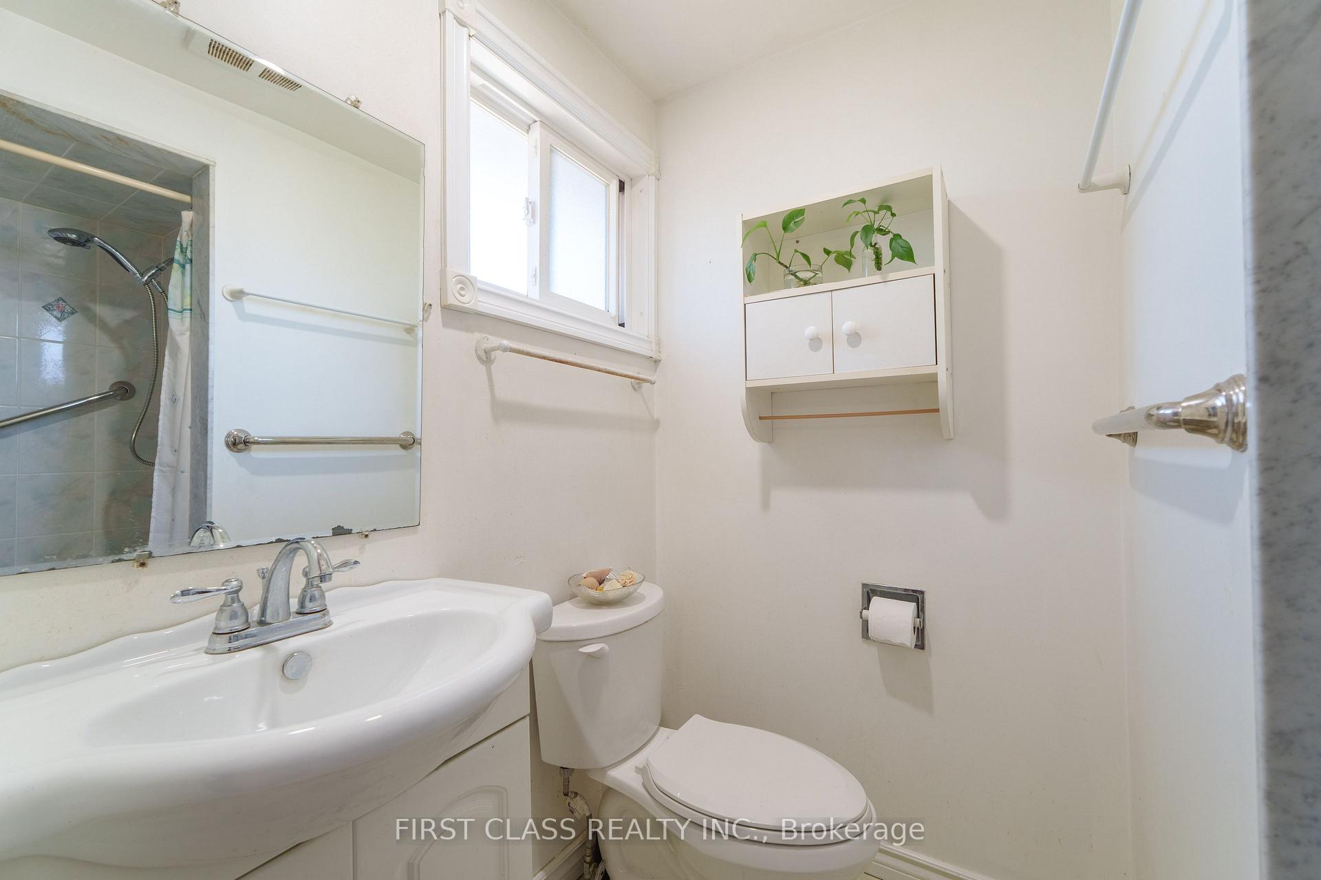 Photo 18 of 23 Cheeseman Drive, Markham, Milliken Mills West — HOMEH