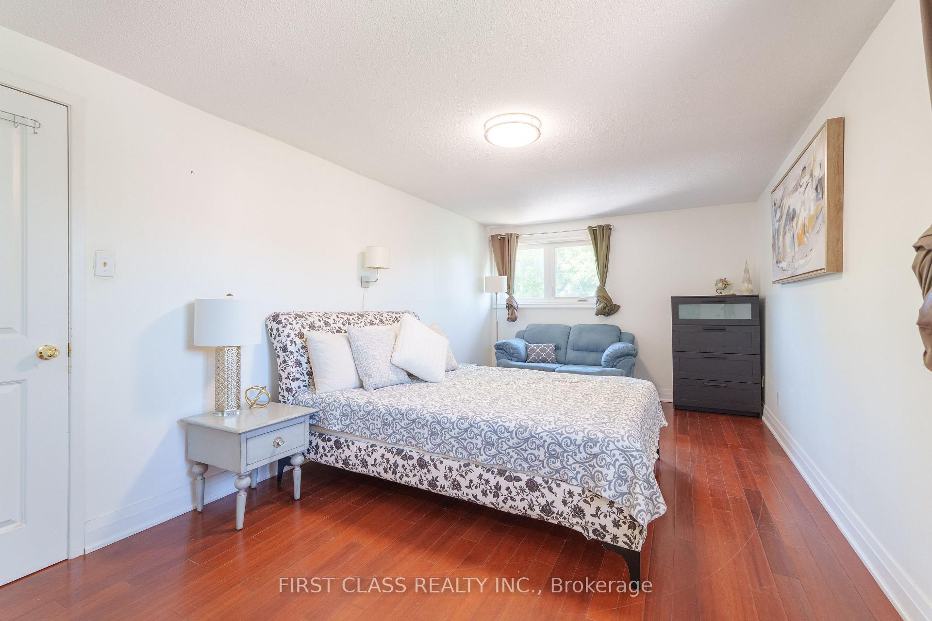 Photo 20 of 23 Cheeseman Drive, Markham, Milliken Mills West — HOMEH