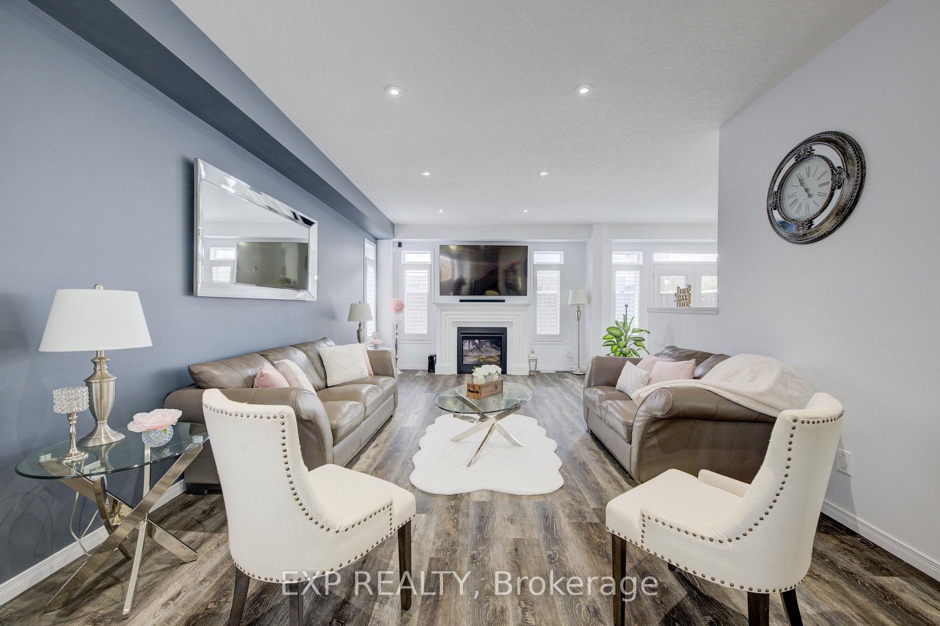 Photo 8 of 236 Tall Grass Crescent, Kitchener — HOMEH
