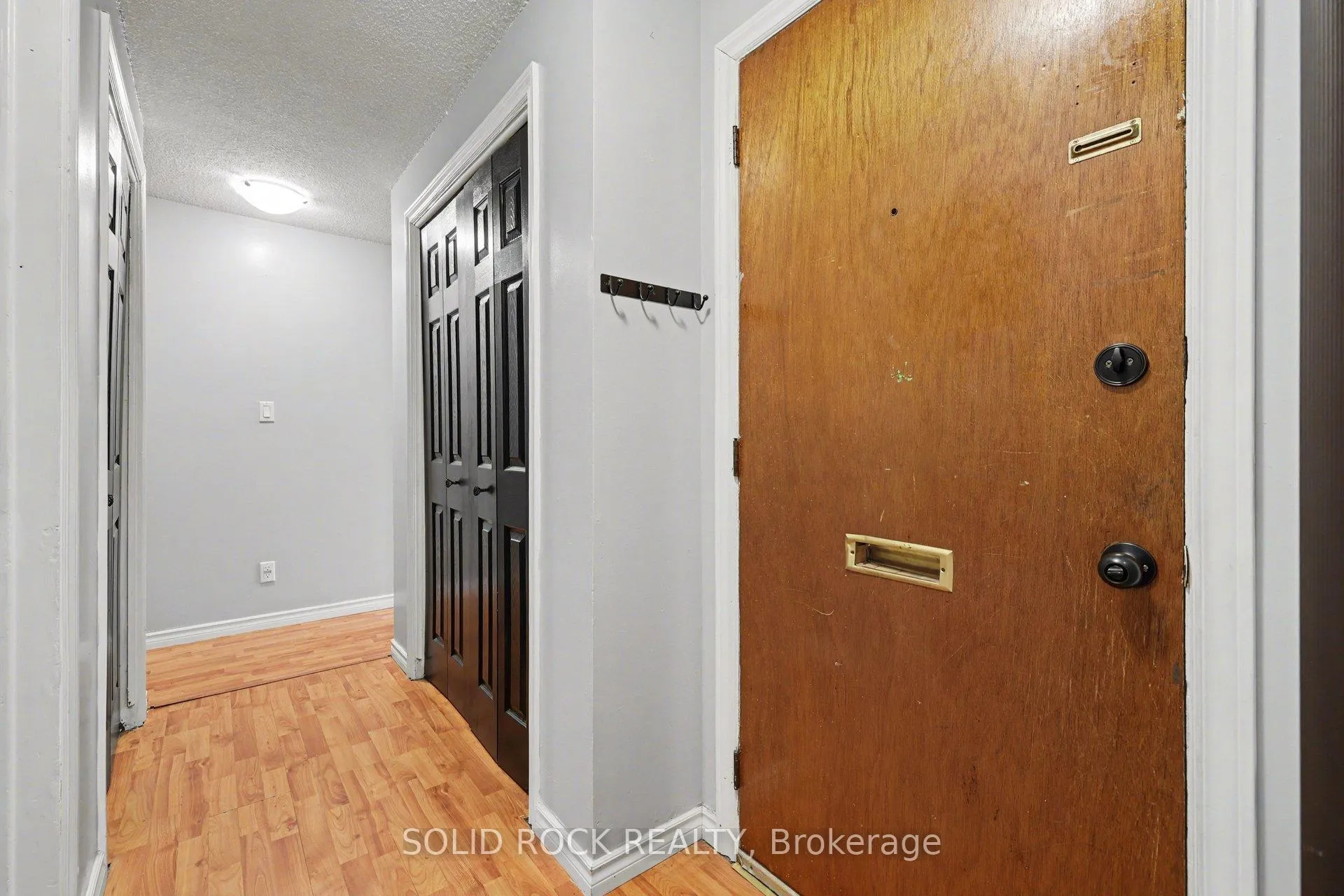 Photo 18 of 7 Leeds Street, Smiths Falls — HOMEH