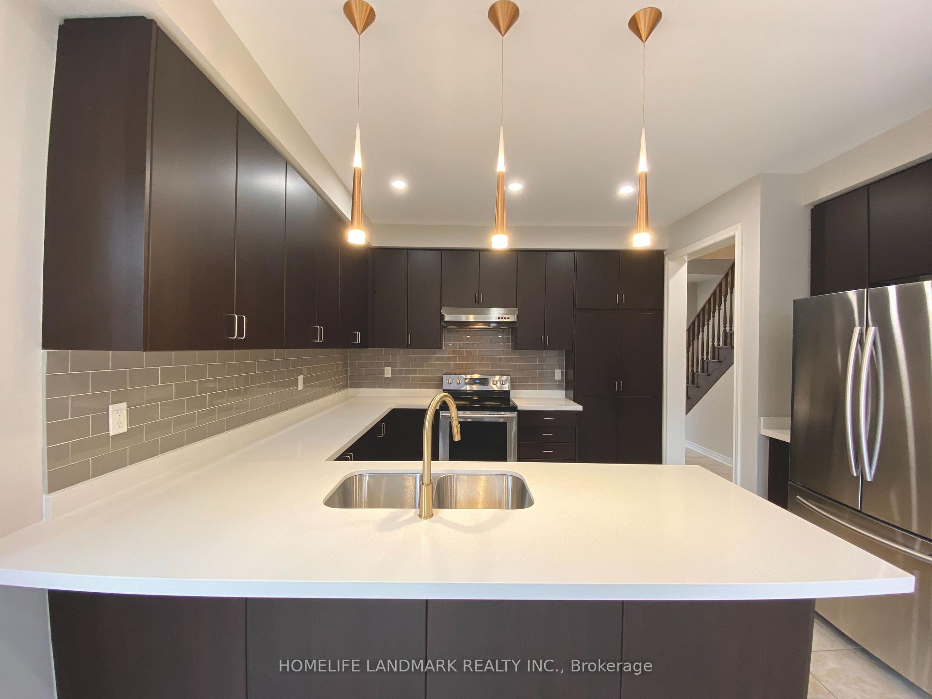 Photo 10 of 45 Cherna Avenue, Markham, Berczy — HOMEH