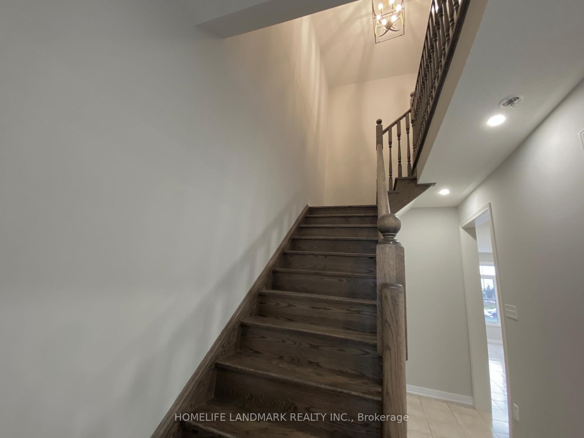 Photo 15 of 45 Cherna Avenue, Markham, Berczy — HOMEH