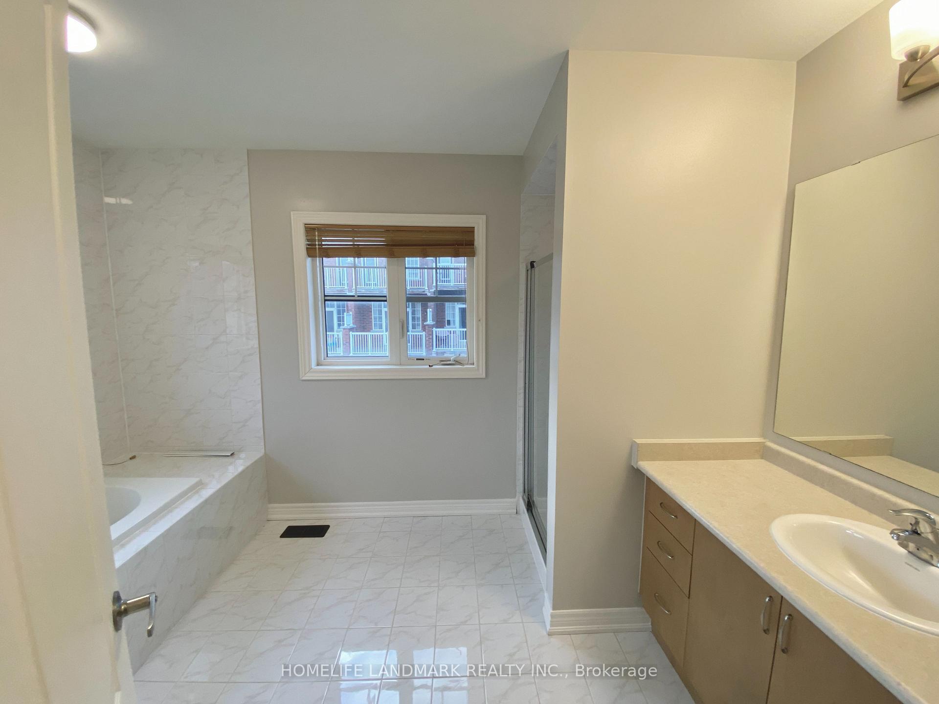 Photo 21 of 45 Cherna Avenue, Markham, Berczy — HOMEH