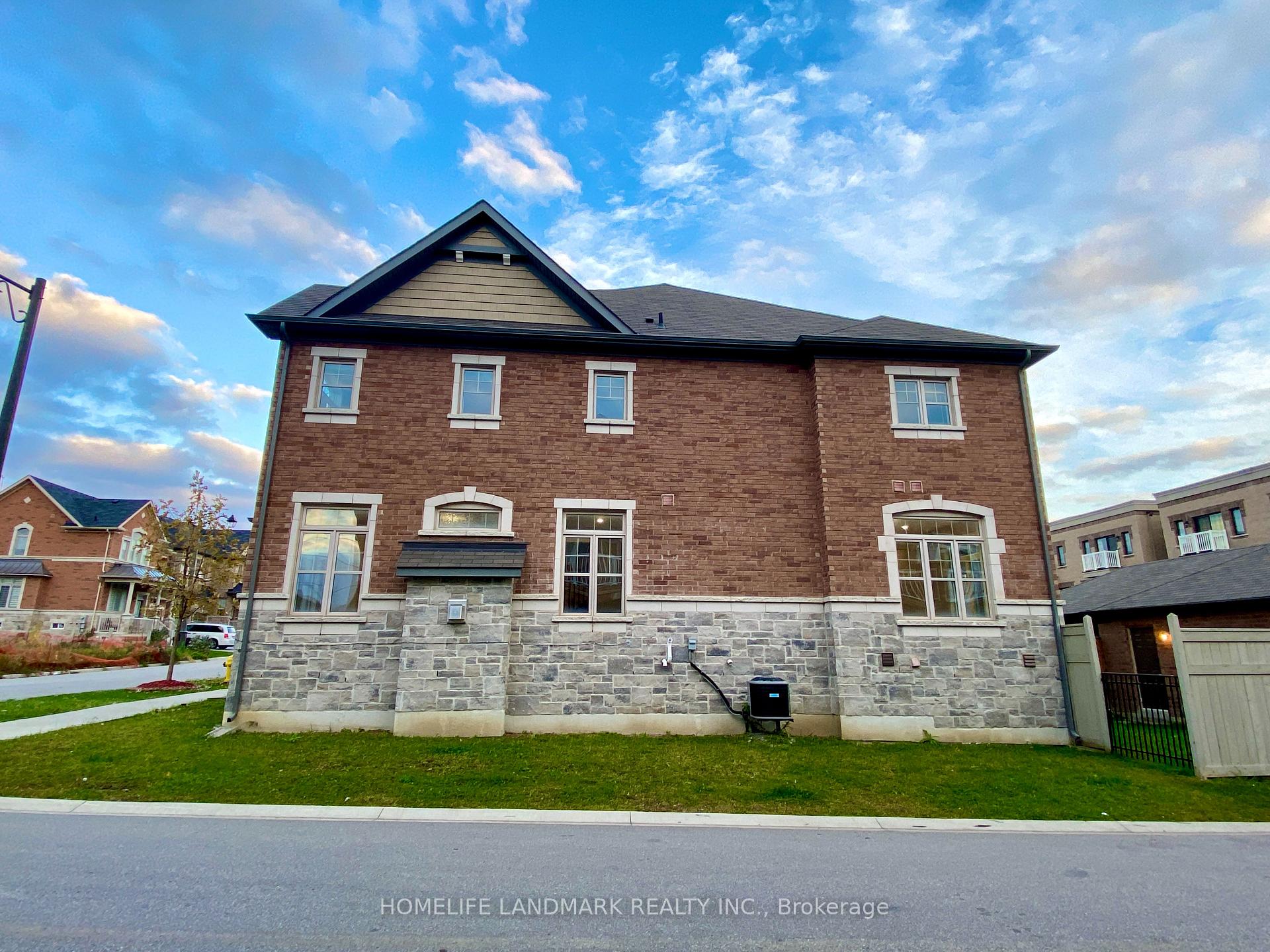 Photo 25 of 45 Cherna Avenue, Markham, Berczy — HOMEH
