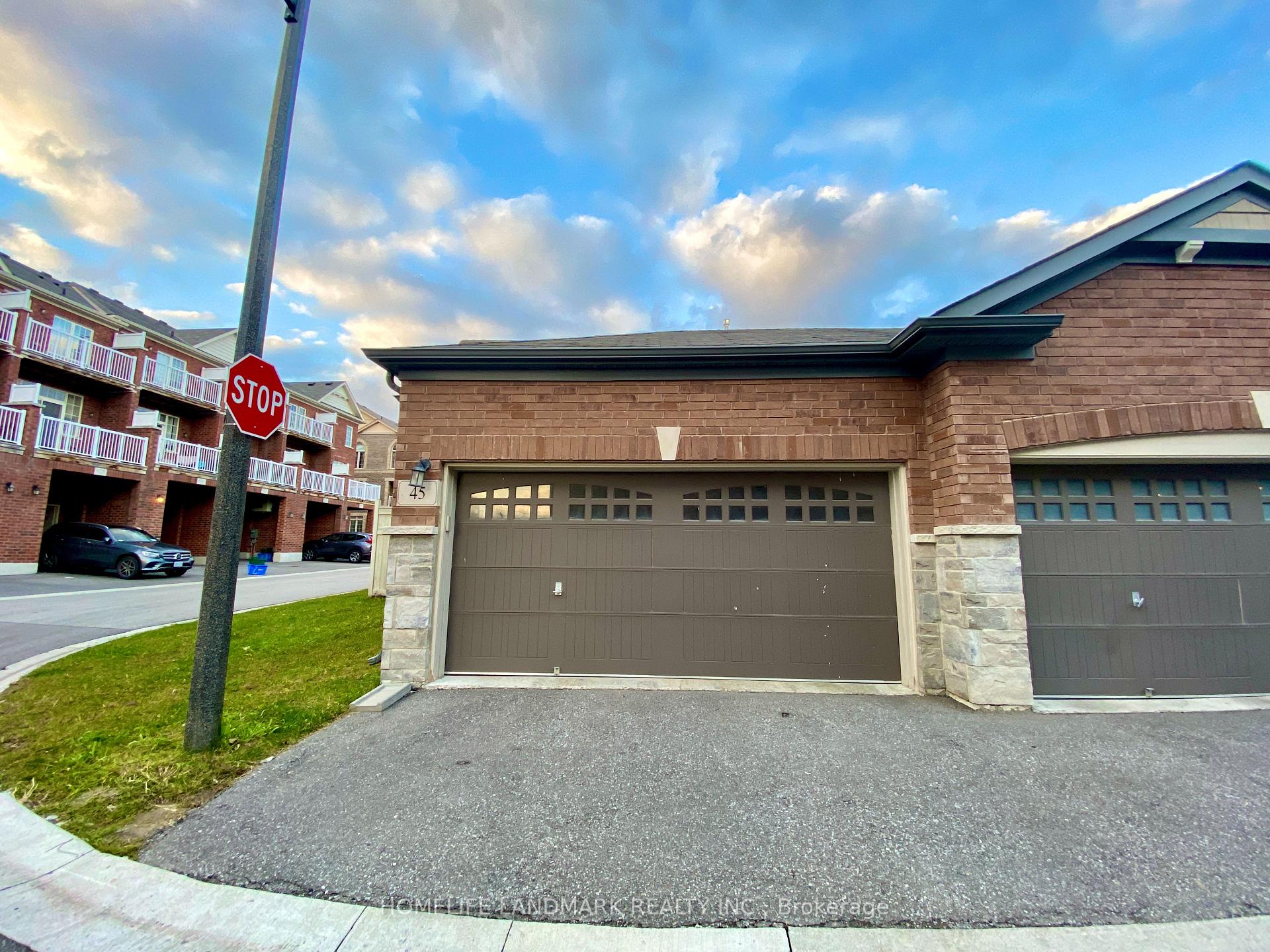 Photo 27 of 45 Cherna Avenue, Markham, Berczy — HOMEH