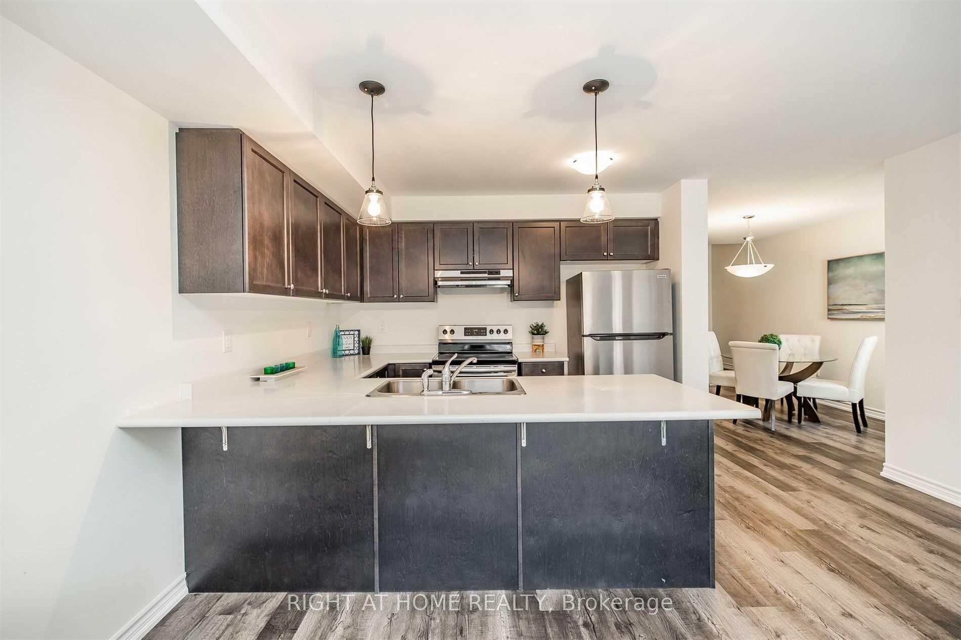 Photo 17 of 880 Cactus Point, Milton, Cobban — HOMEH