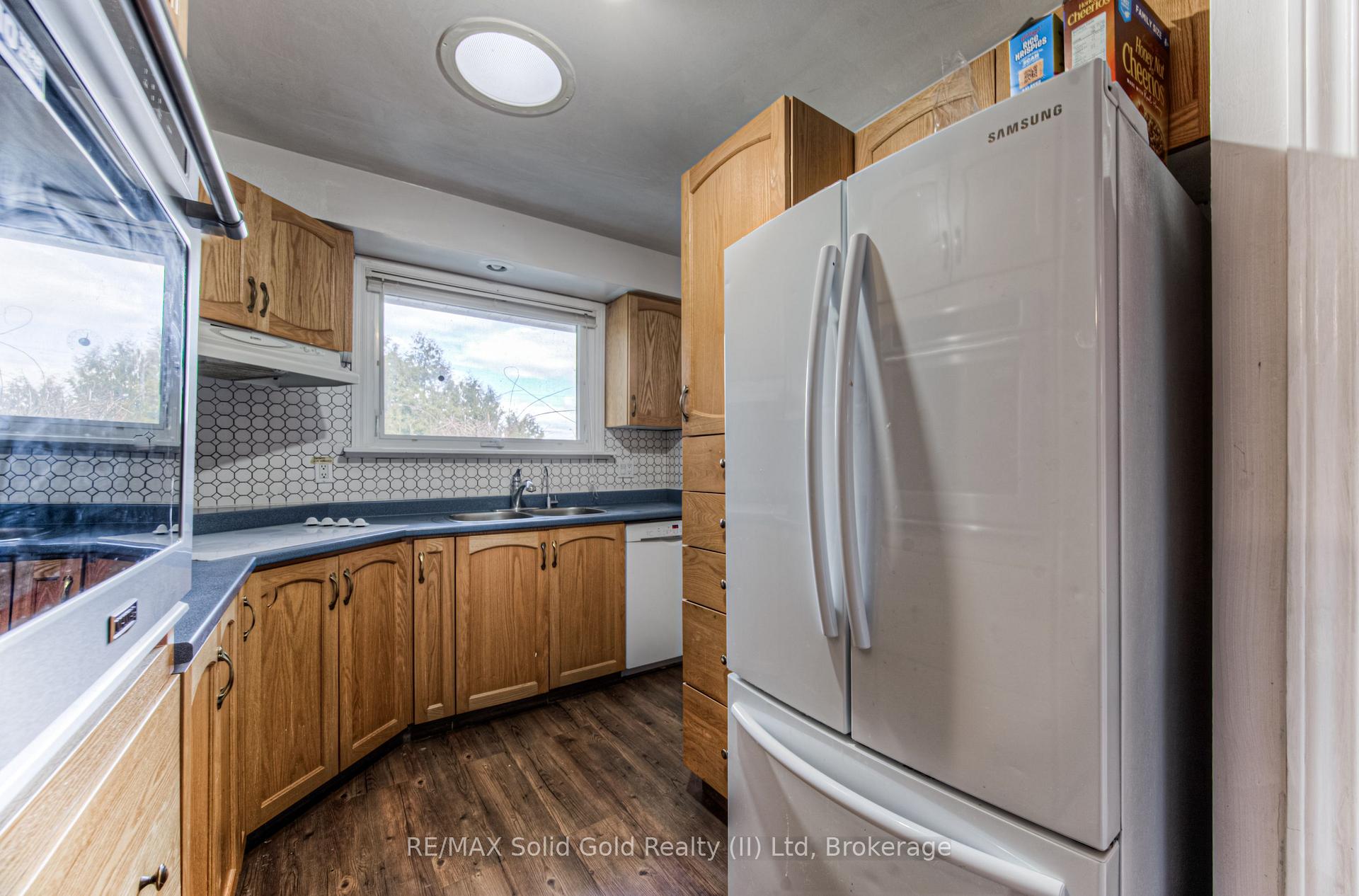 Photo 11 of 186 Kipling Avenue, Kitchener — HOMEH