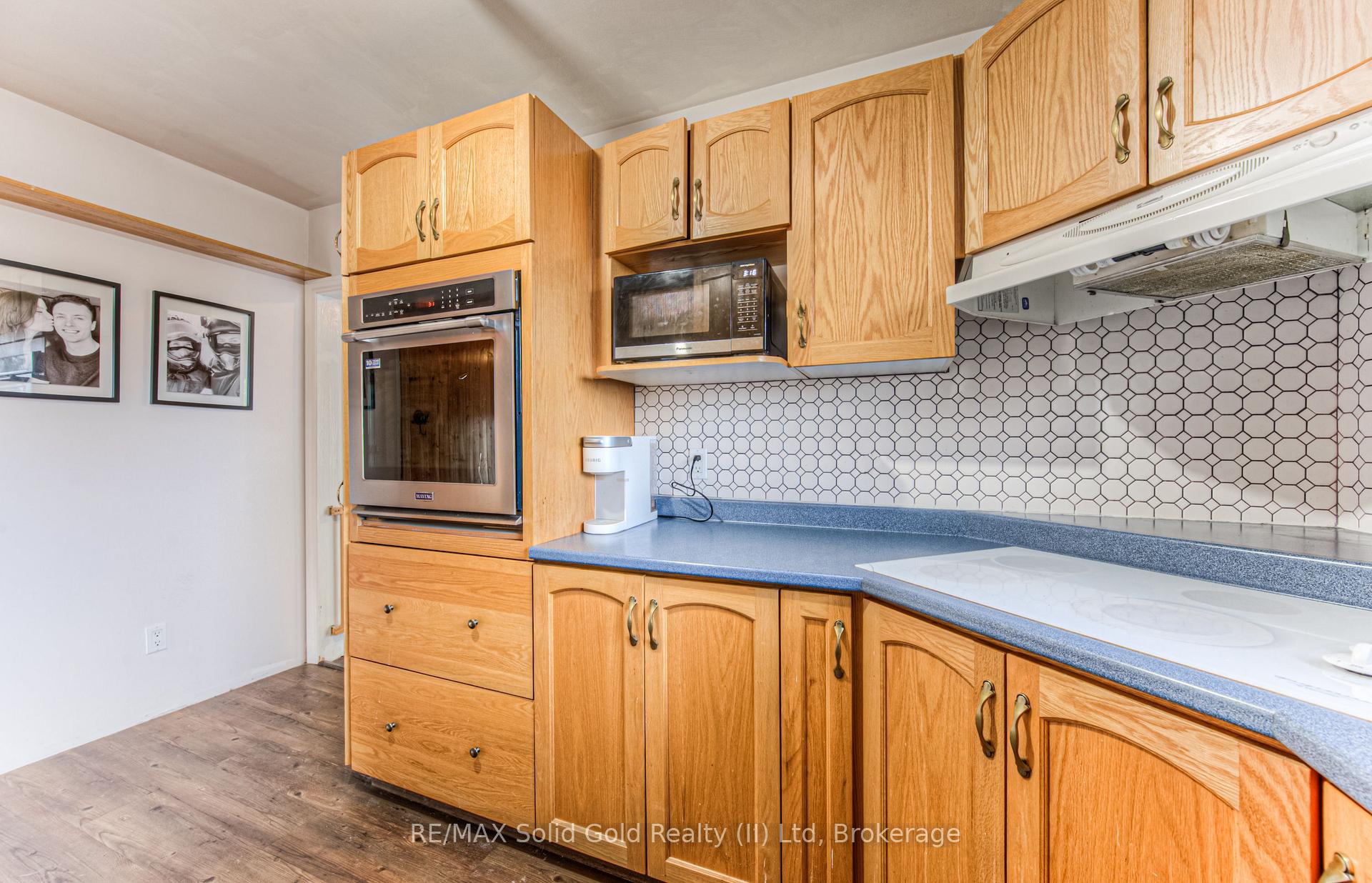 Photo 14 of 186 Kipling Avenue, Kitchener — HOMEH