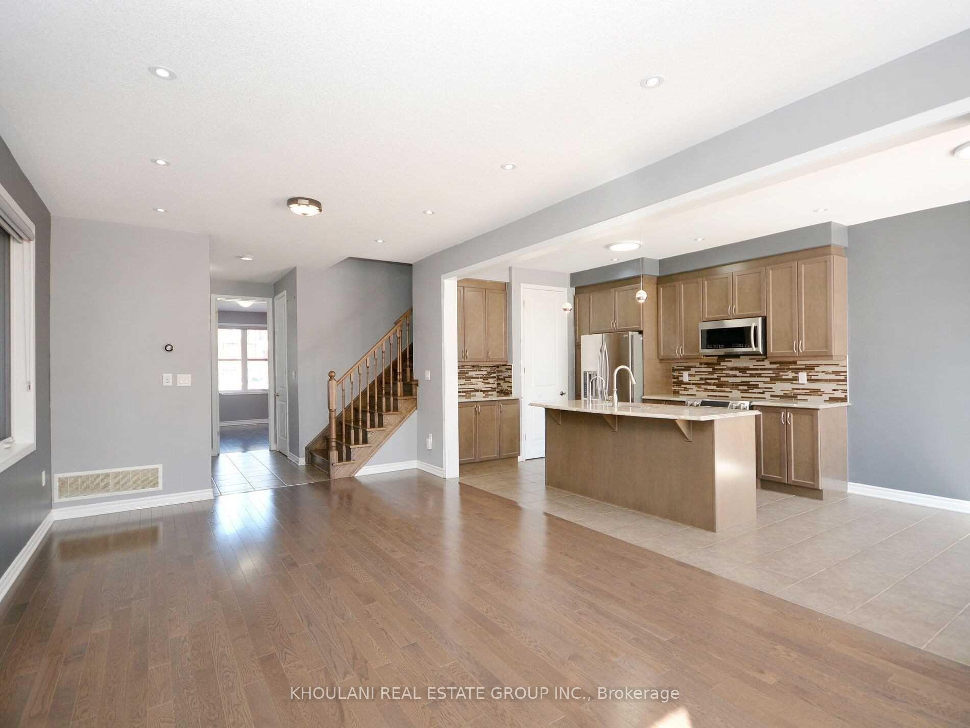 Photo 4 of 632 Langholm Street, Milton, Coates — HOMEH