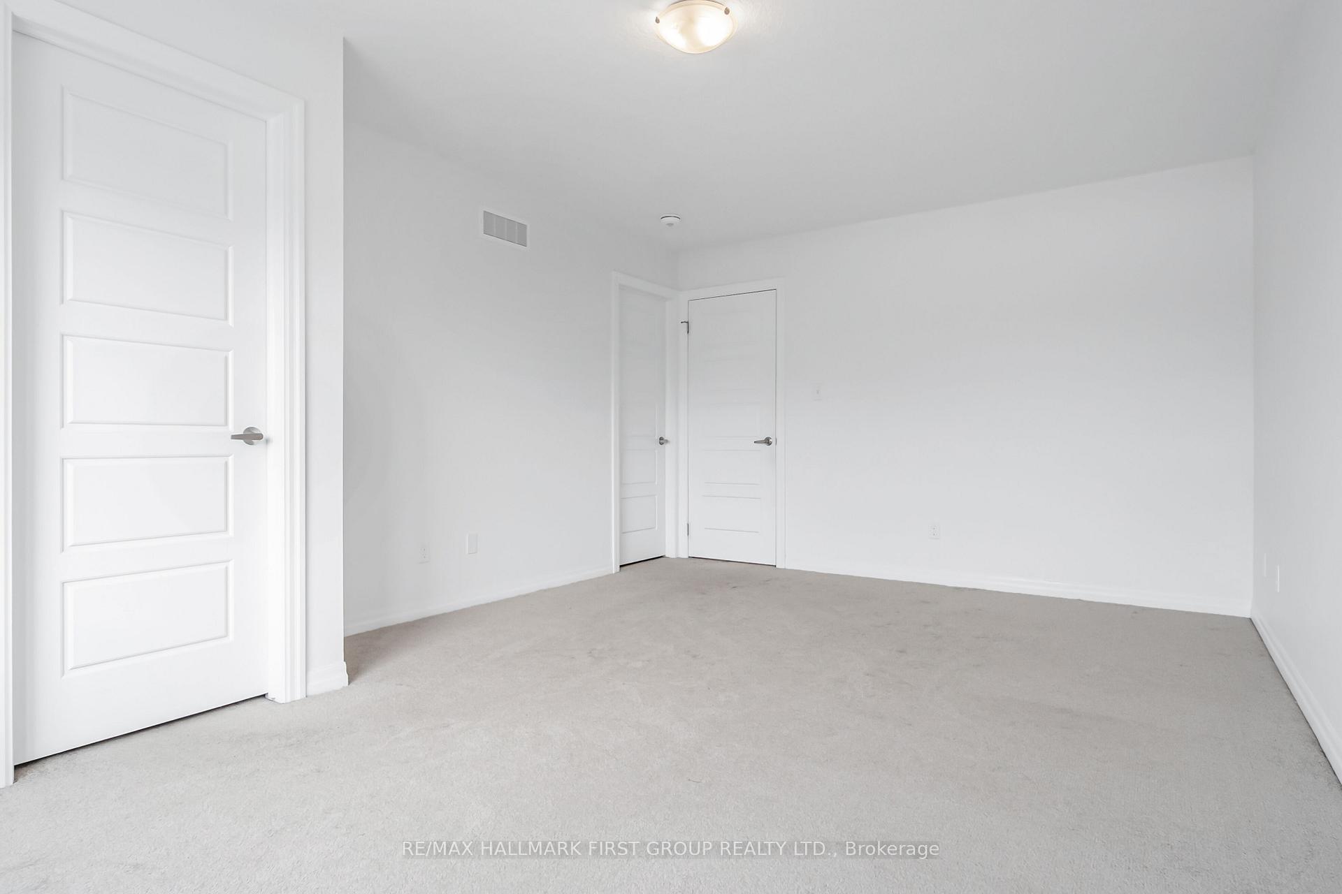Photo 18 of 7 Pony Way, Kitchener — HOMEH