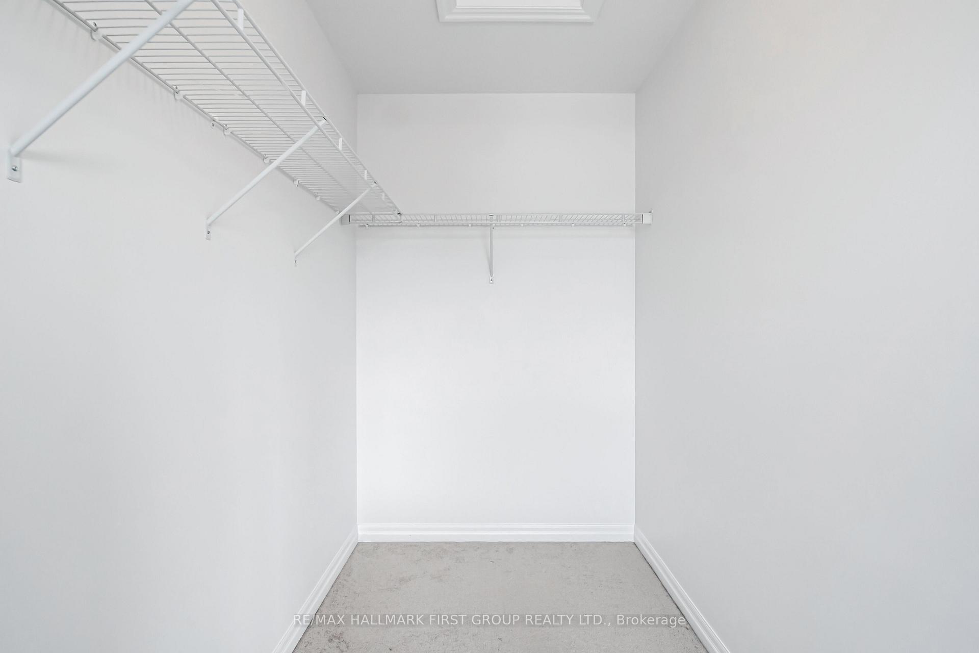 Photo 21 of 7 Pony Way, Kitchener — HOMEH