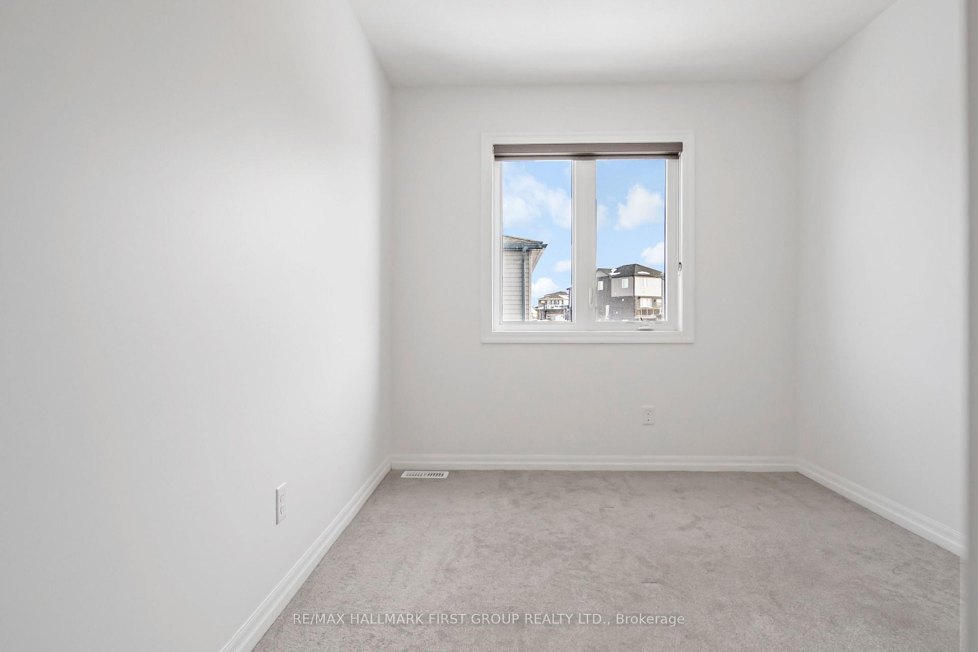 Photo 25 of 7 Pony Way, Kitchener — HOMEH