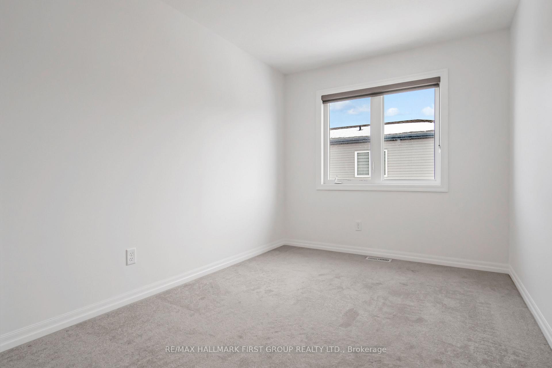 Photo 28 of 7 Pony Way, Kitchener — HOMEH