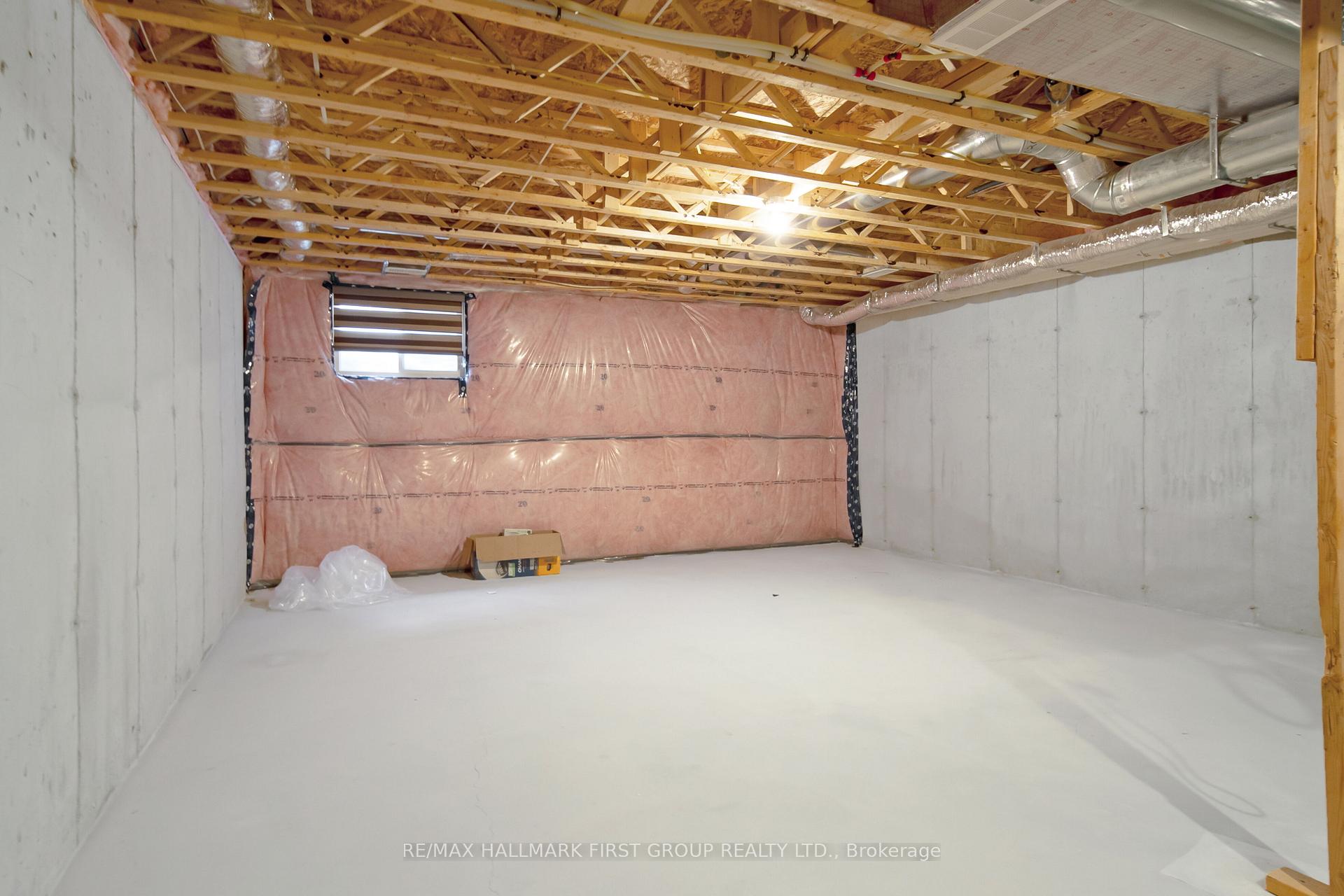 Photo 34 of 7 Pony Way, Kitchener — HOMEH