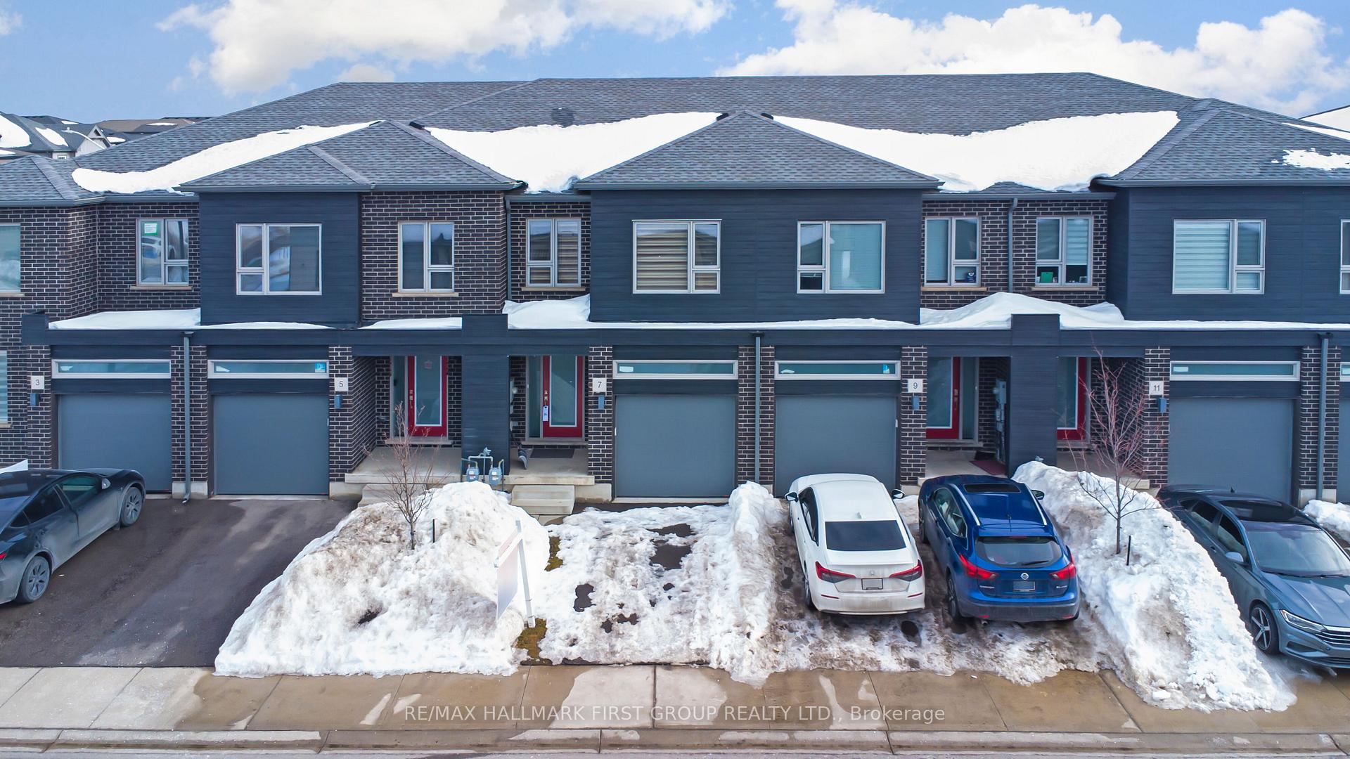 Photo 38 of 7 Pony Way, Kitchener — HOMEH