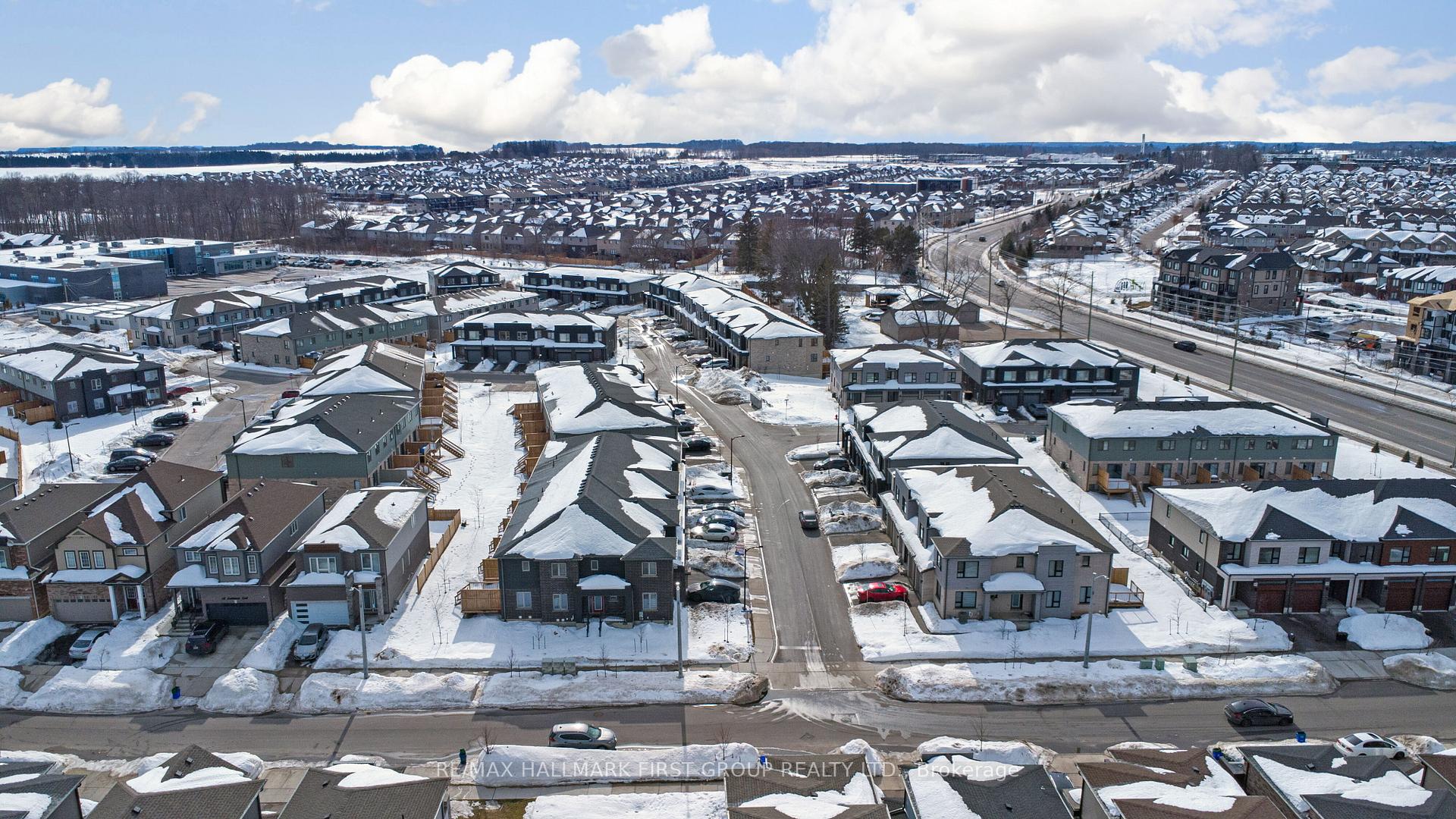 Photo 44 of 7 Pony Way, Kitchener — HOMEH